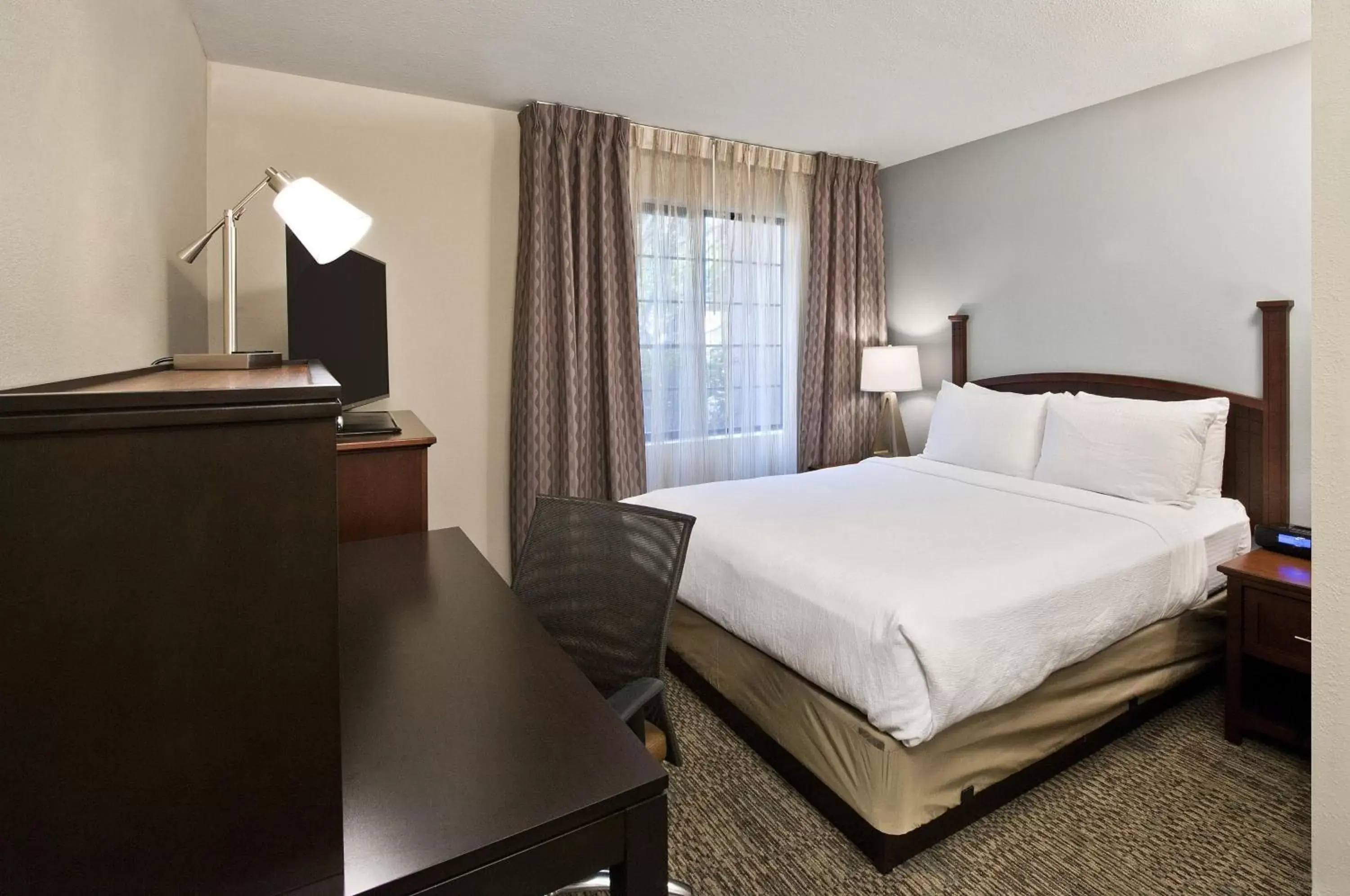 Photo of the whole room, Bed in Staybridge Suites - Charlotte Ballantyne, an IHG Hotel