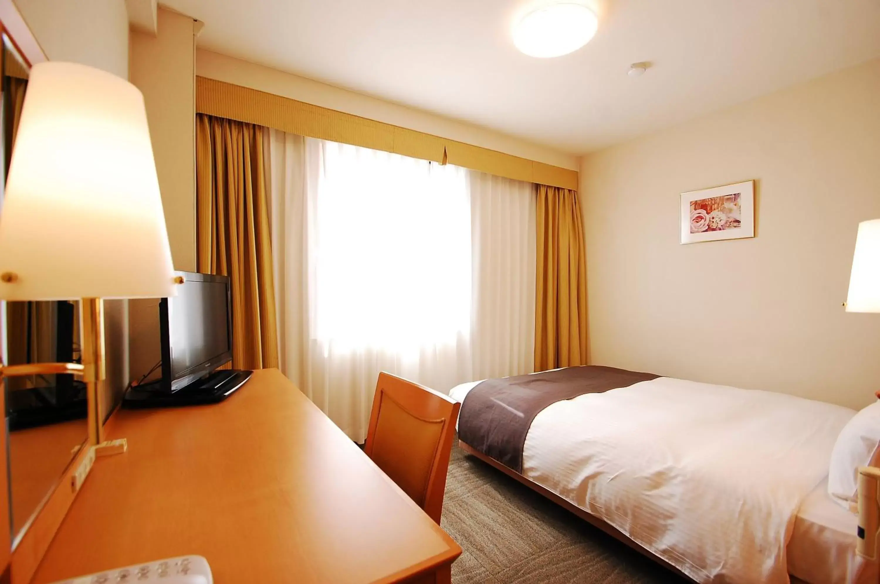 Photo of the whole room, Bed in Izumo Royal Hotel