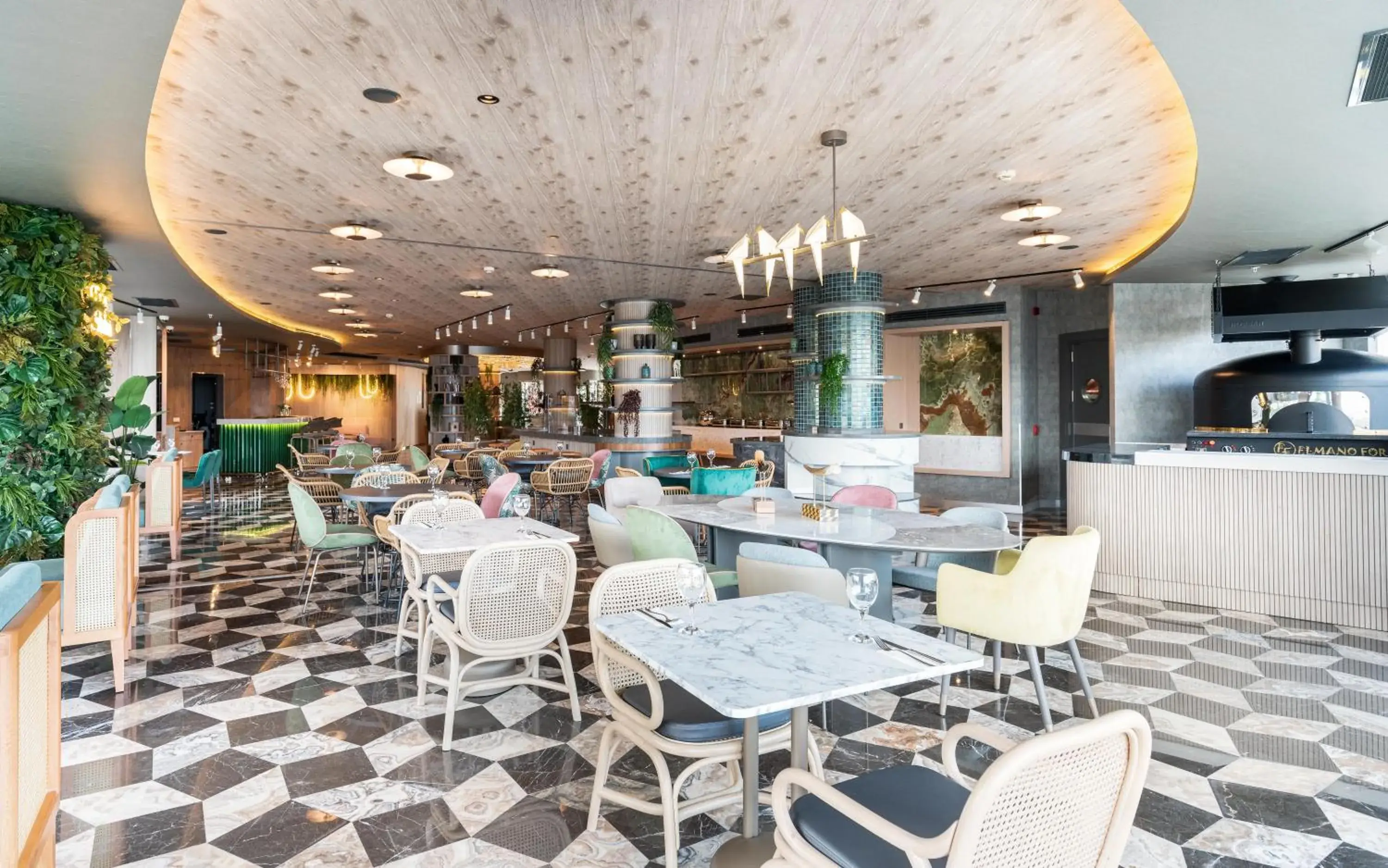 Restaurant/Places to Eat in Opera Hotel Bosphorus