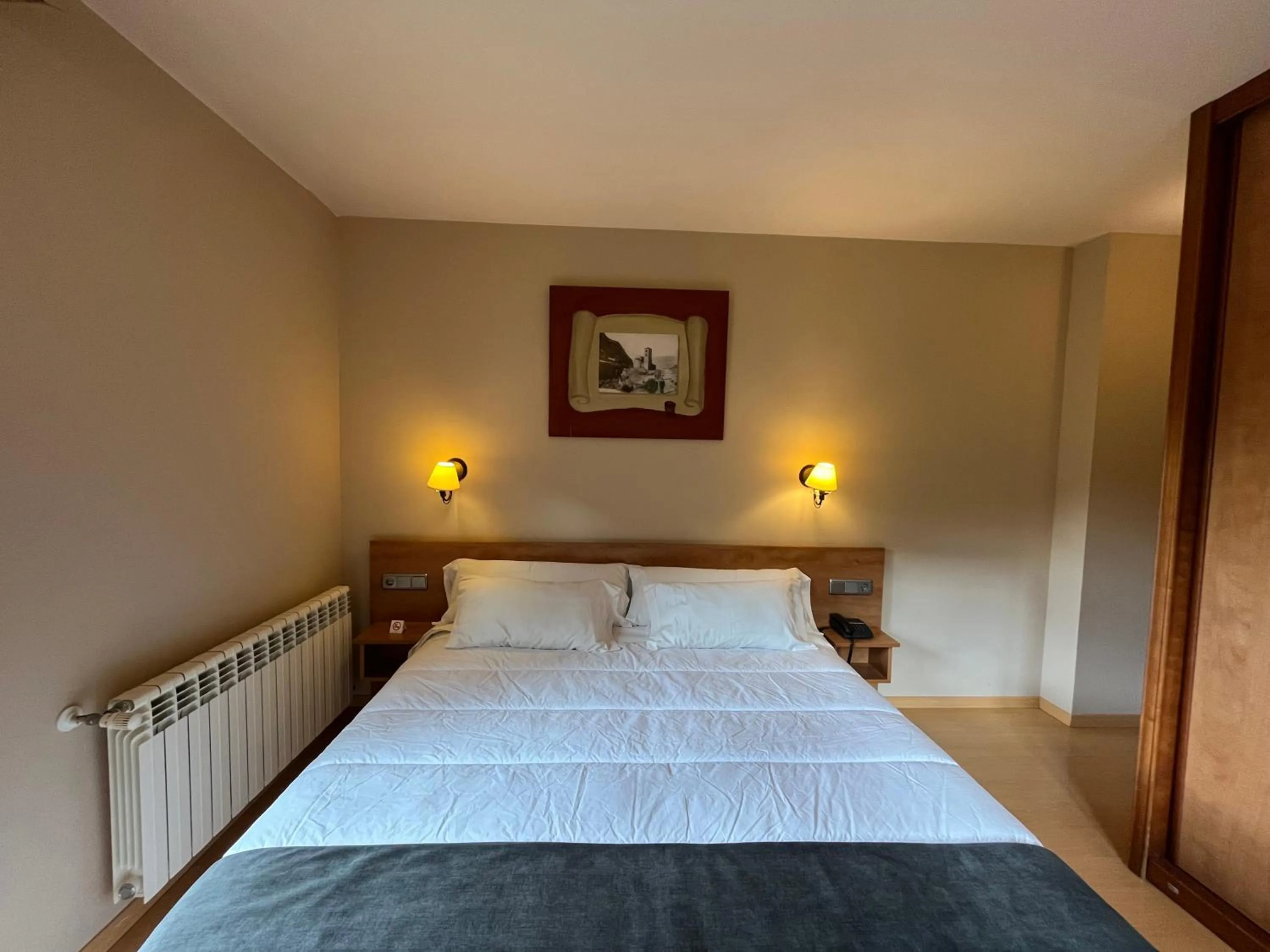 Bed in Wuau! Hotel Segle XX