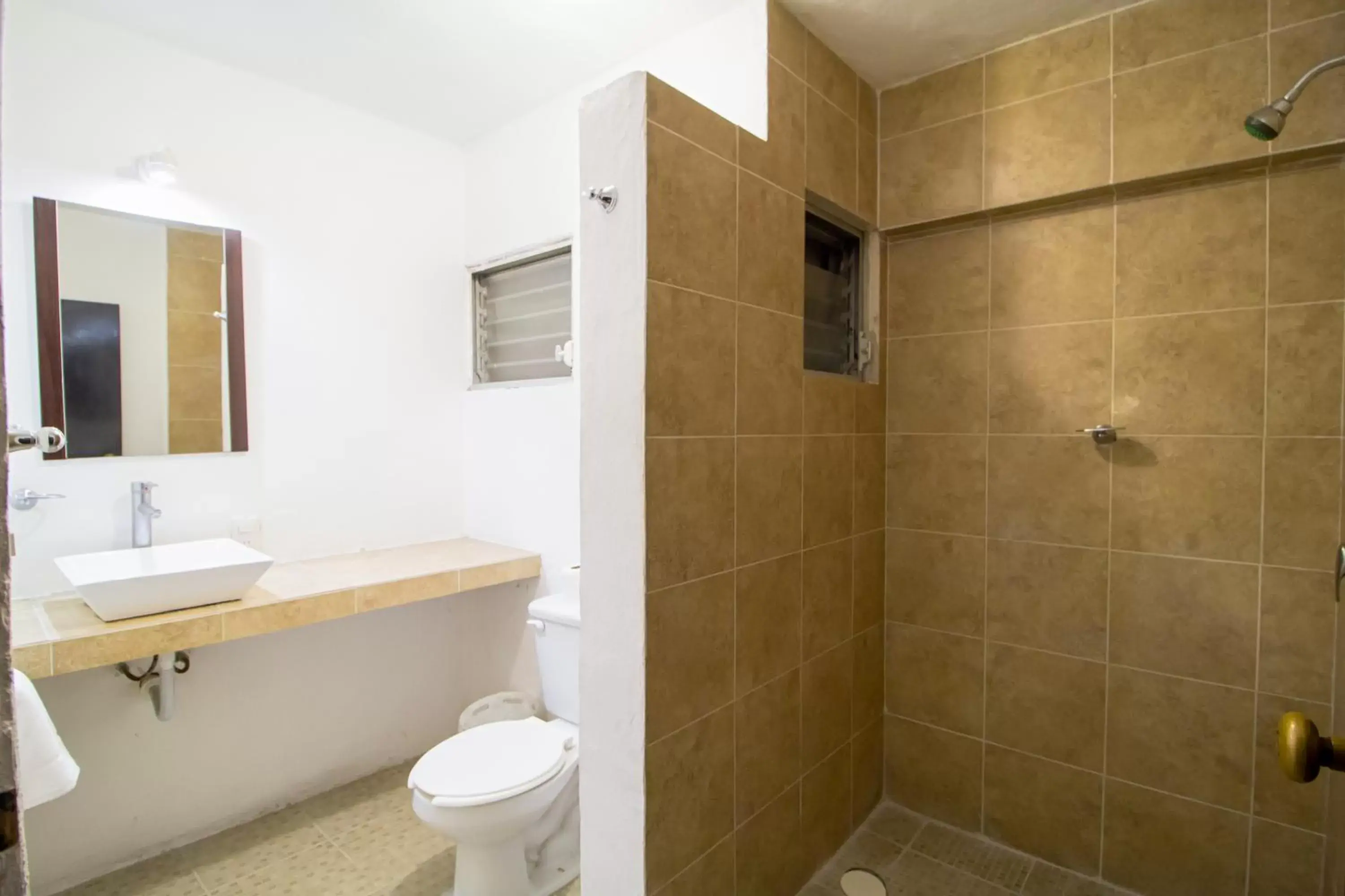 Bathroom in Hotel Colon Merida