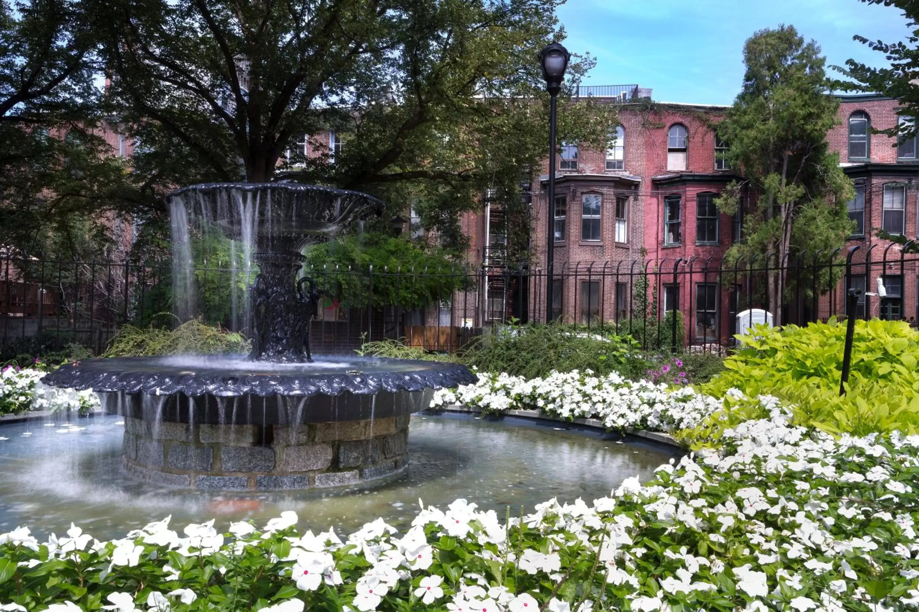 Nearby landmark, Property Building in The Windsor Suites Philadelphia