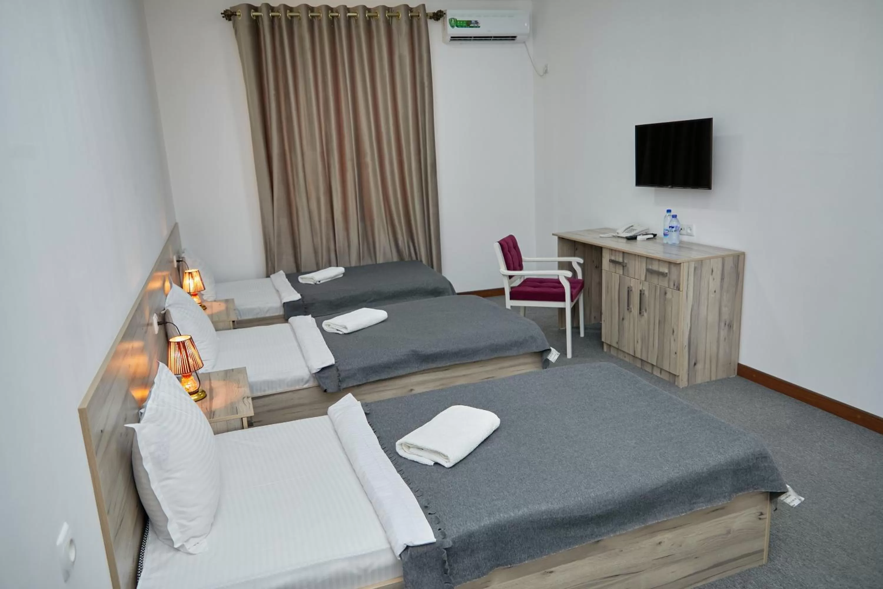 Photo of the whole room, Bed in Hotel Muqaddas