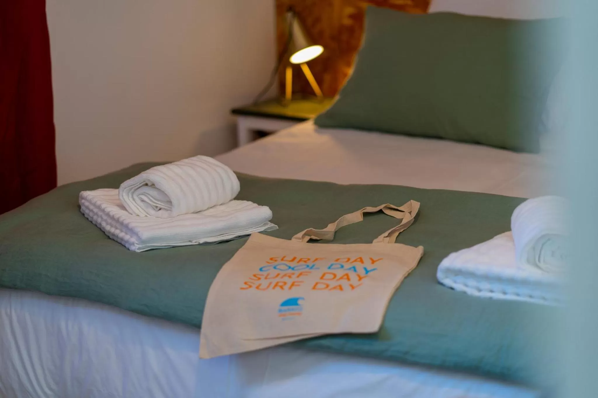 Bedroom, Bed in Biarritz Surf Lodge Chambre d'hôtes