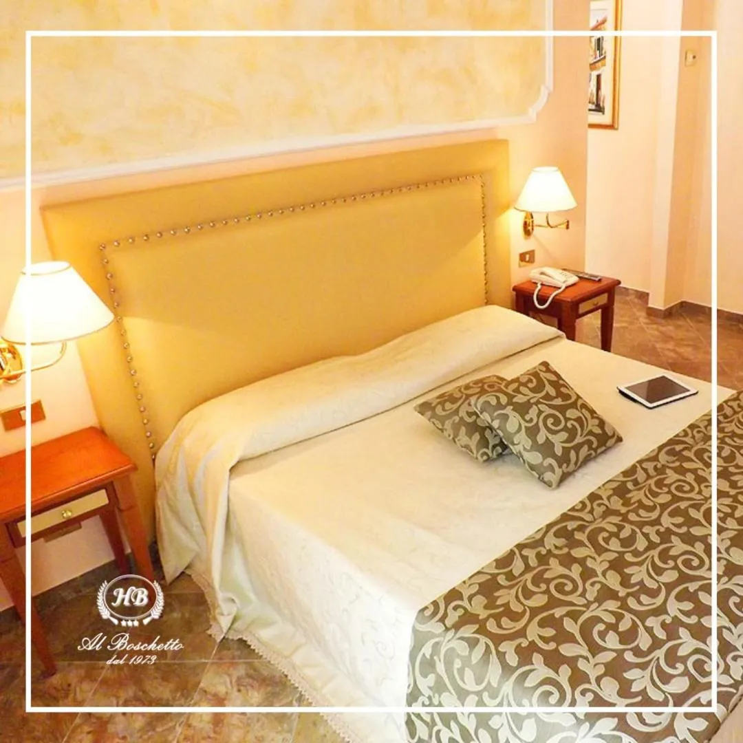 Bed in Hotel Ristorante Al Boschetto