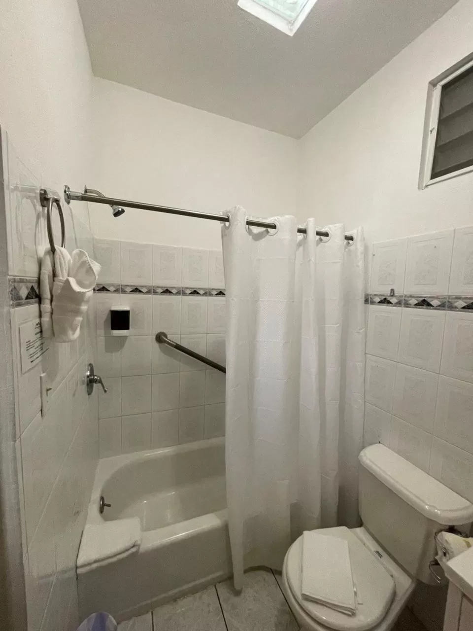 Shower in The Village Inn