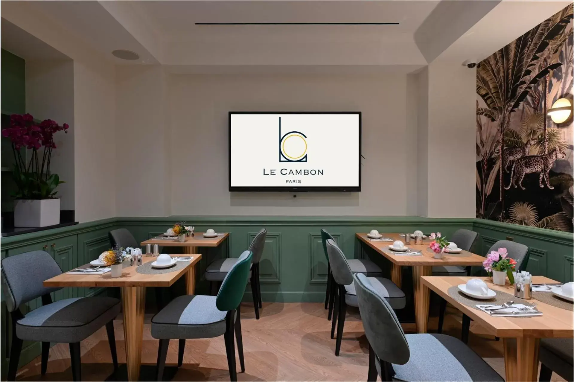 Restaurant/Places to Eat in Hotel Cambon