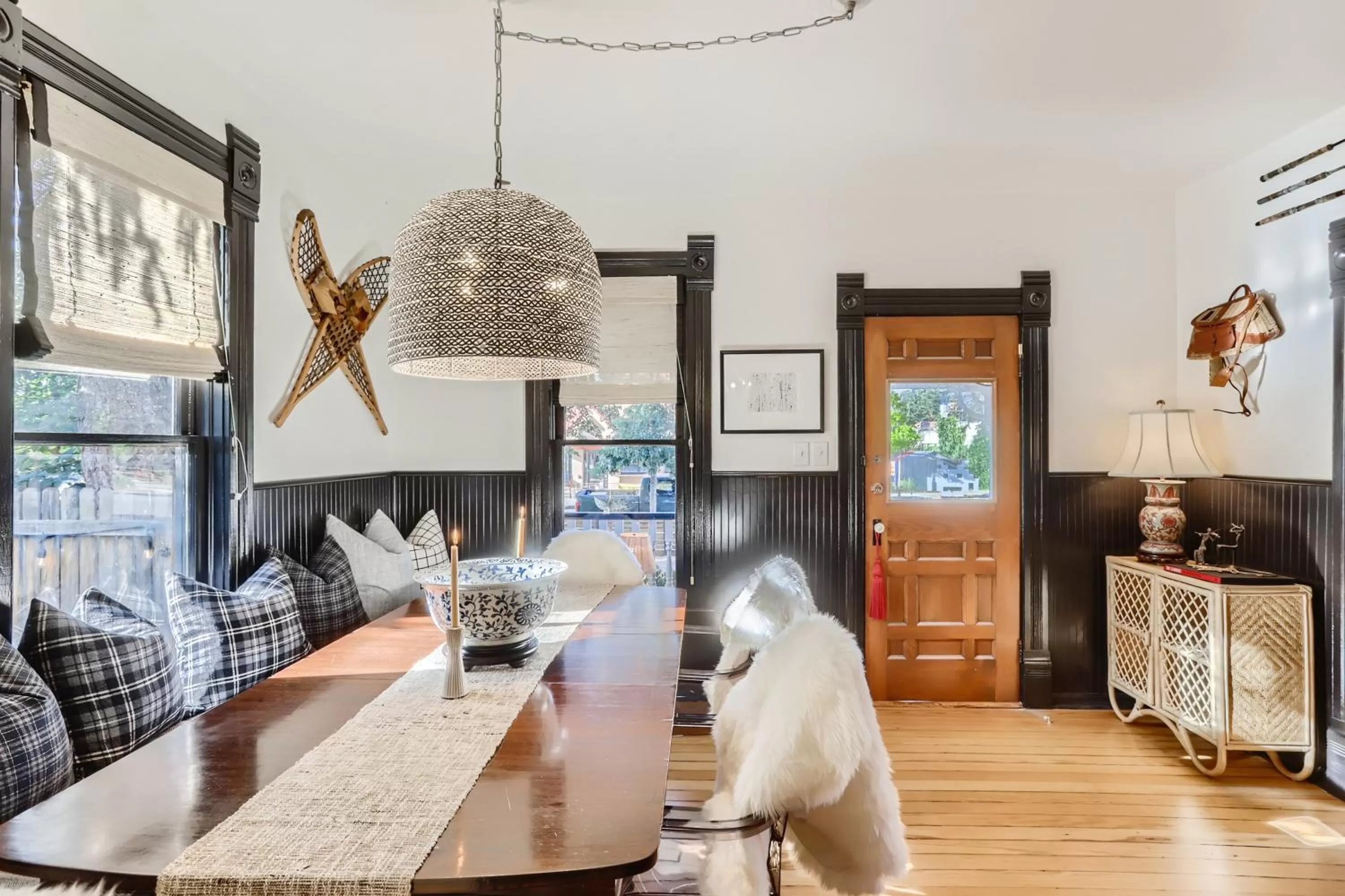 Dining area in A-Lodge Lyons