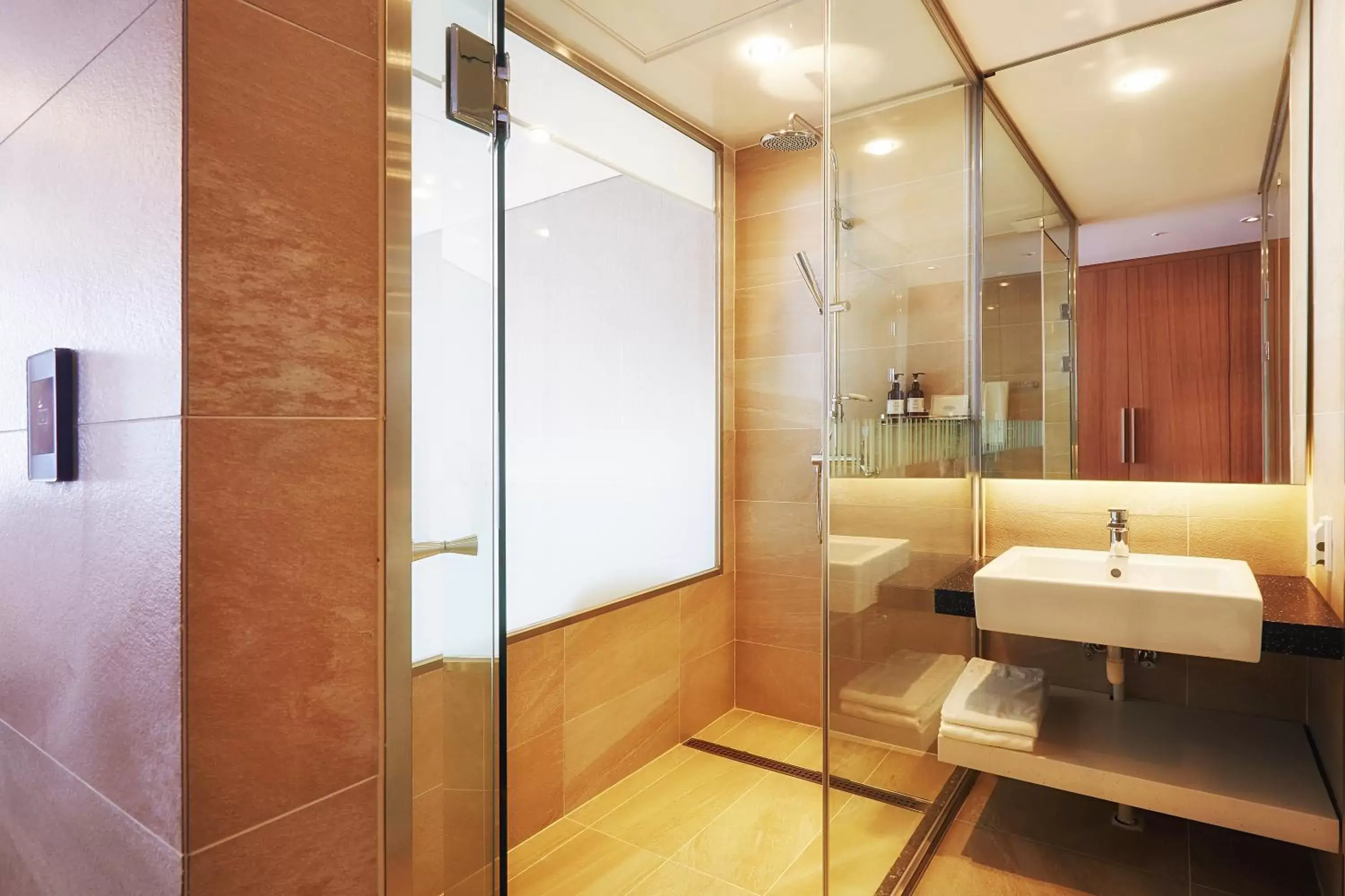 Toilet, Bathroom in Ulsan City Hotel