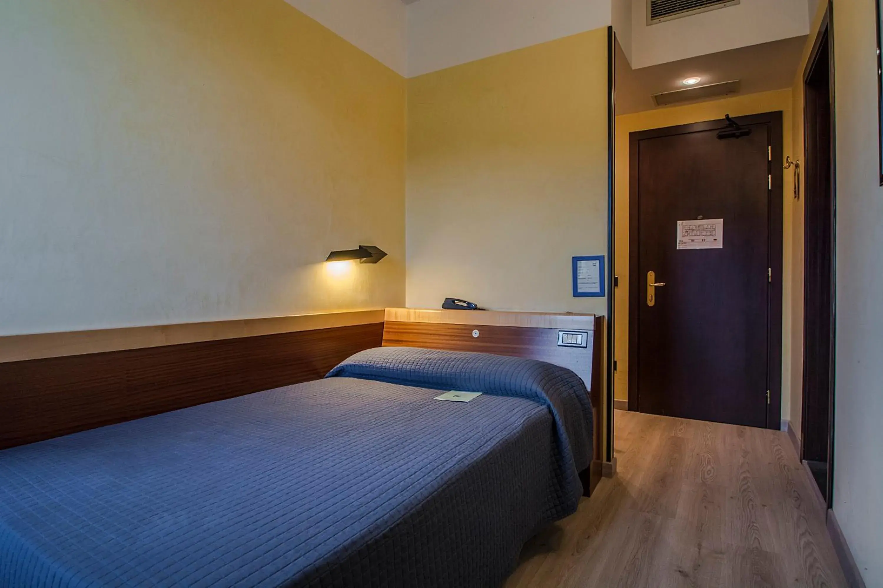 Bedroom, Bed in Art Hotel Milano