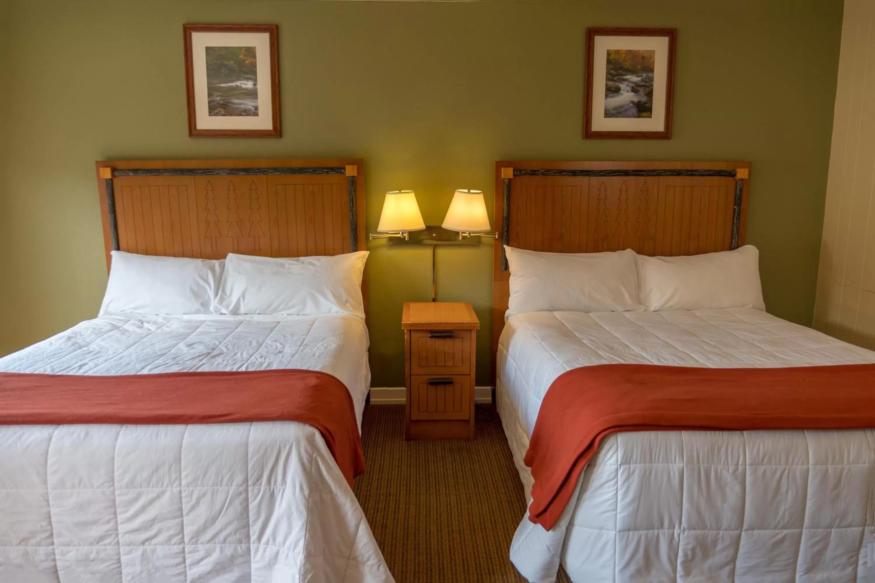 Bed in River Terrace Resort & Convention Center