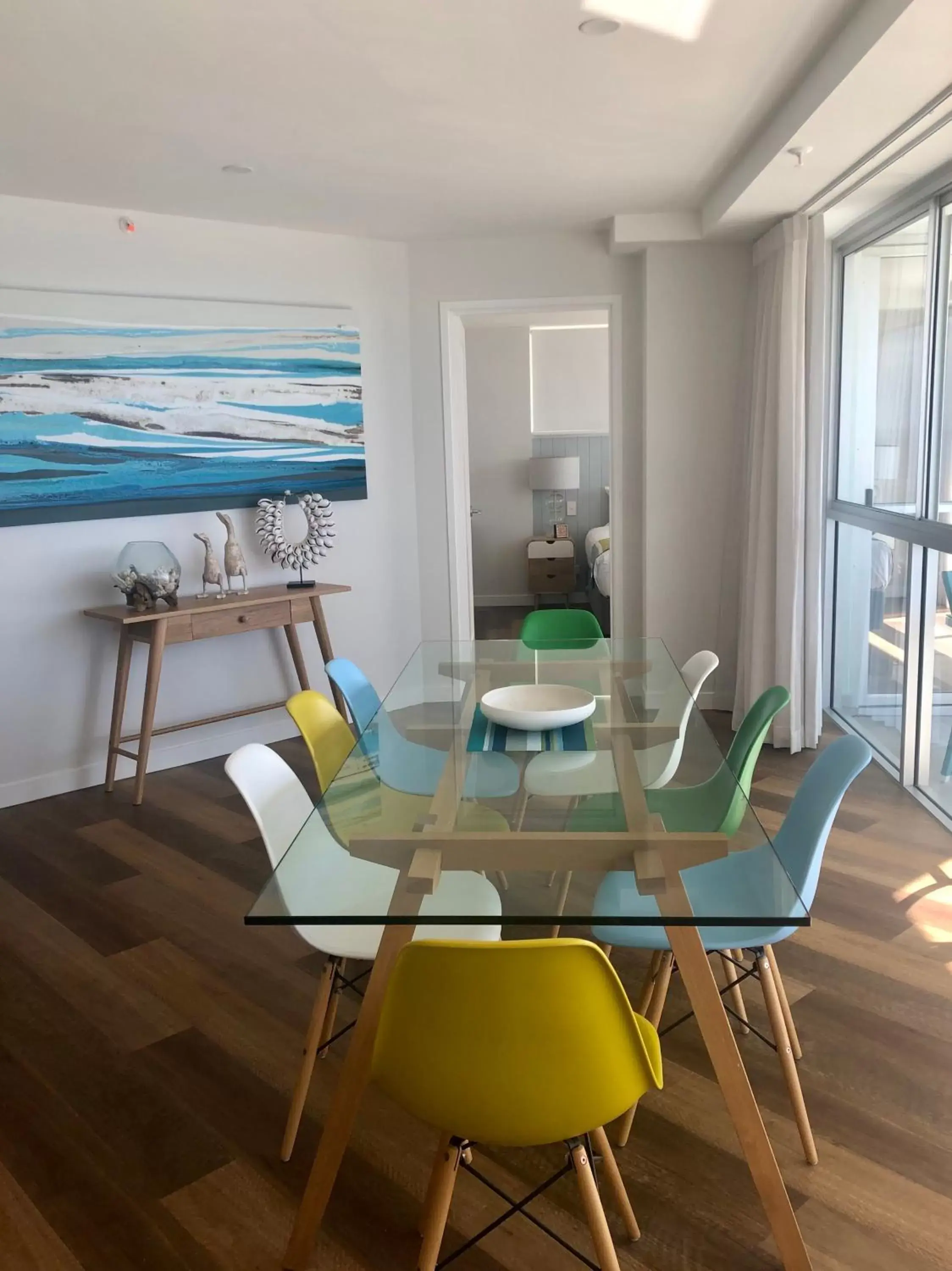 Dining Area in Ocean Plaza Resort