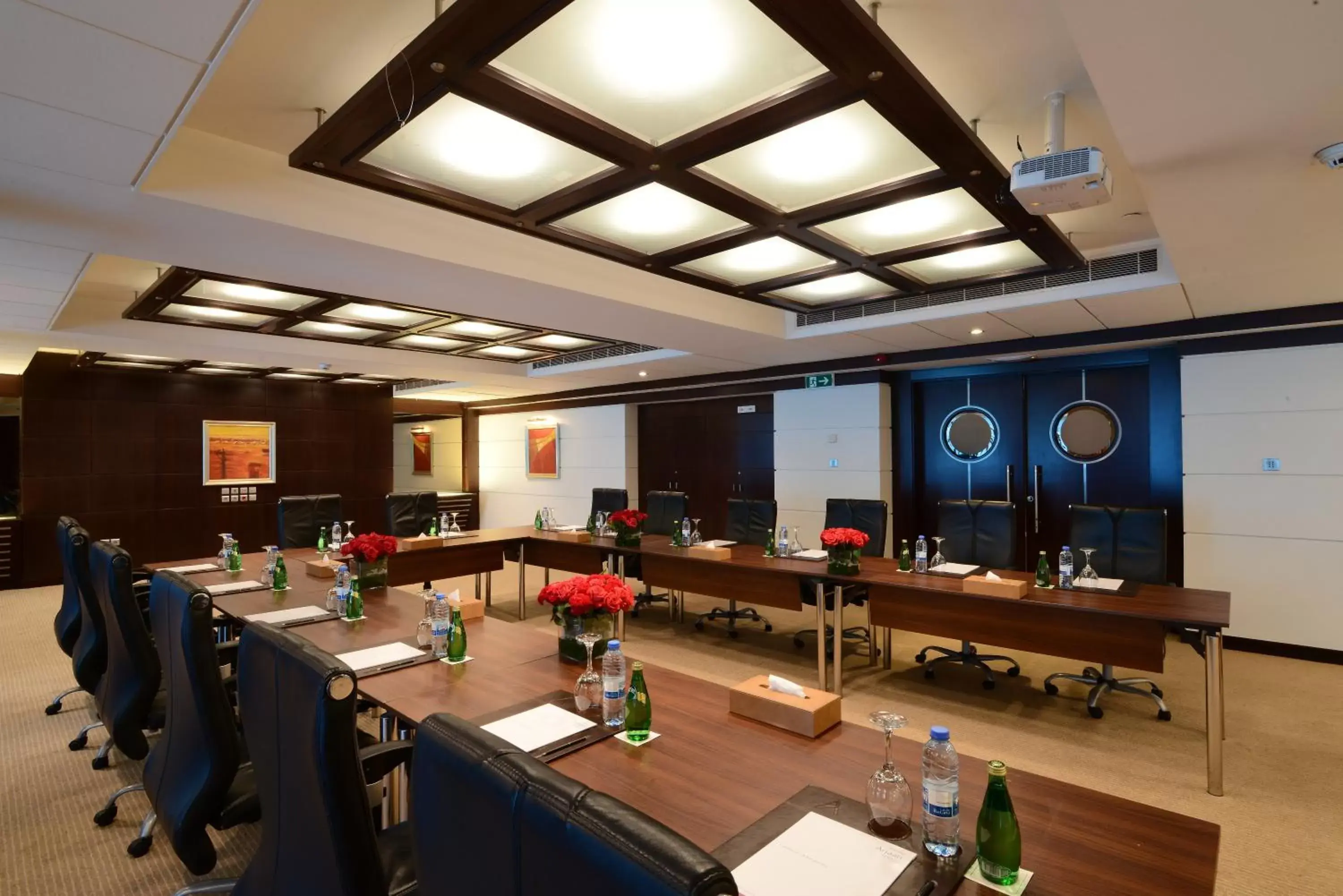 Meeting/conference room in Raouche Arjaan by Rotana