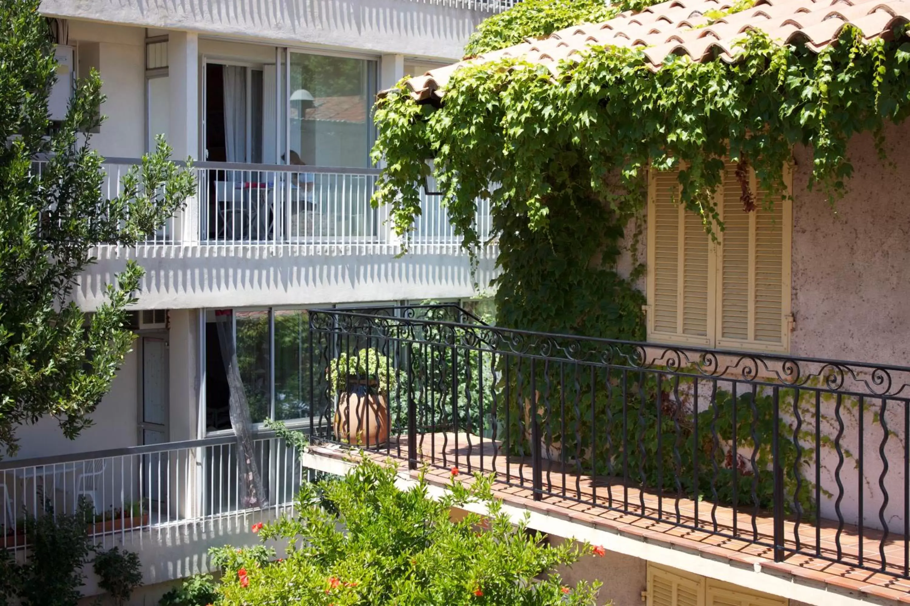 Balcony/Terrace, Property Building in Le Concorde