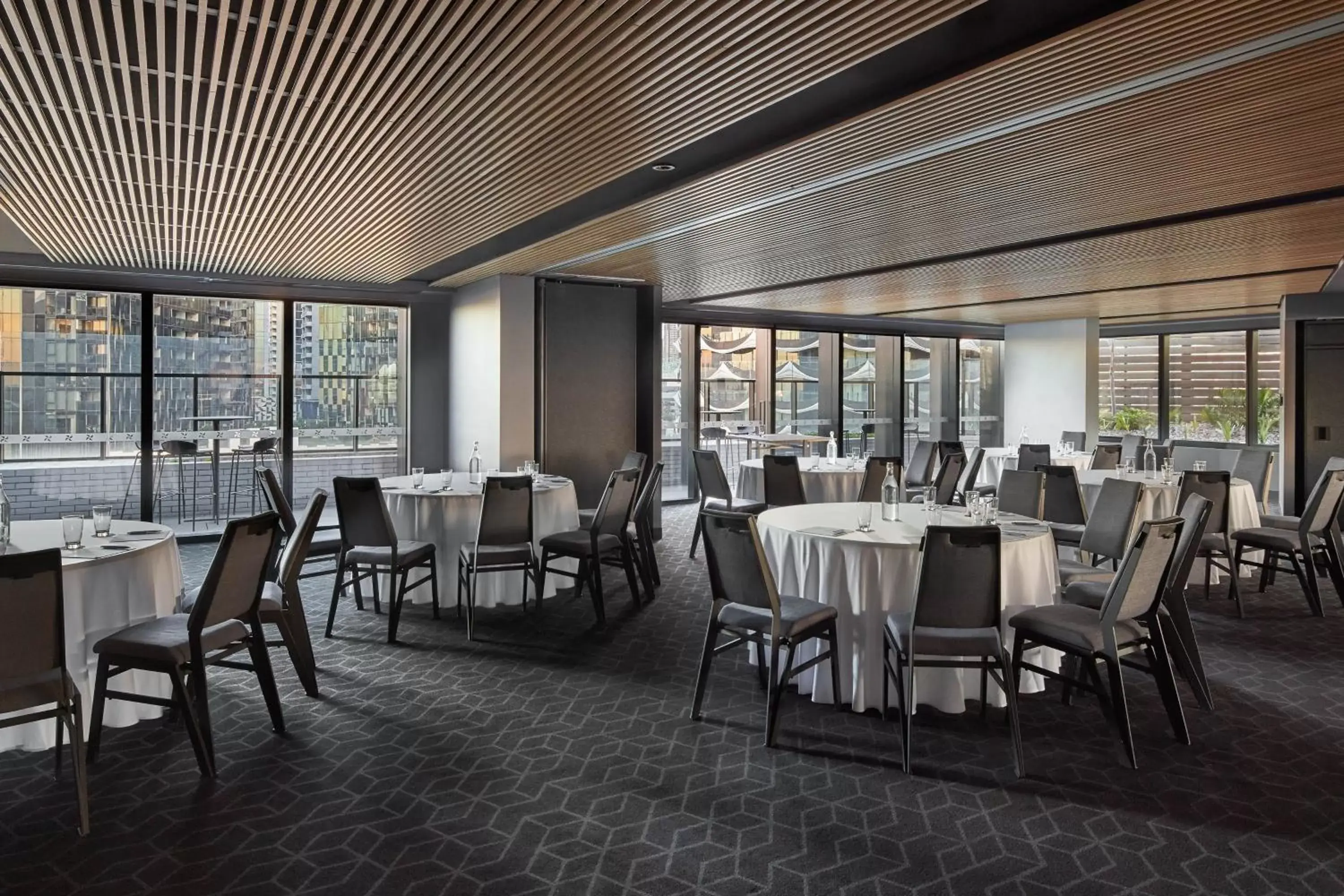 Meeting/conference room, Restaurant/Places to Eat in Four Points by Sheraton Melbourne Docklands