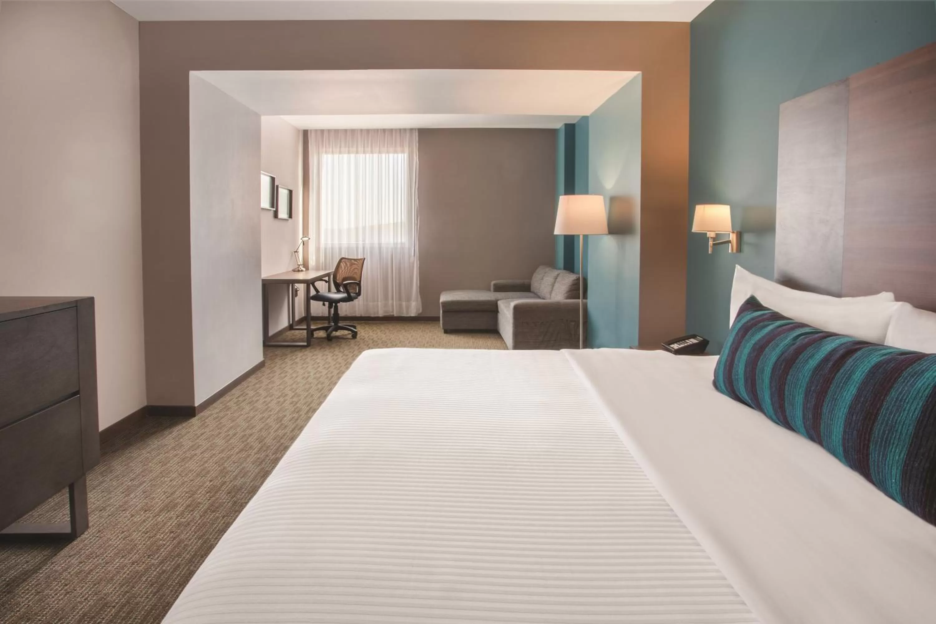 Bedroom, Bed in La Quinta by Wyndham Aguascalientes