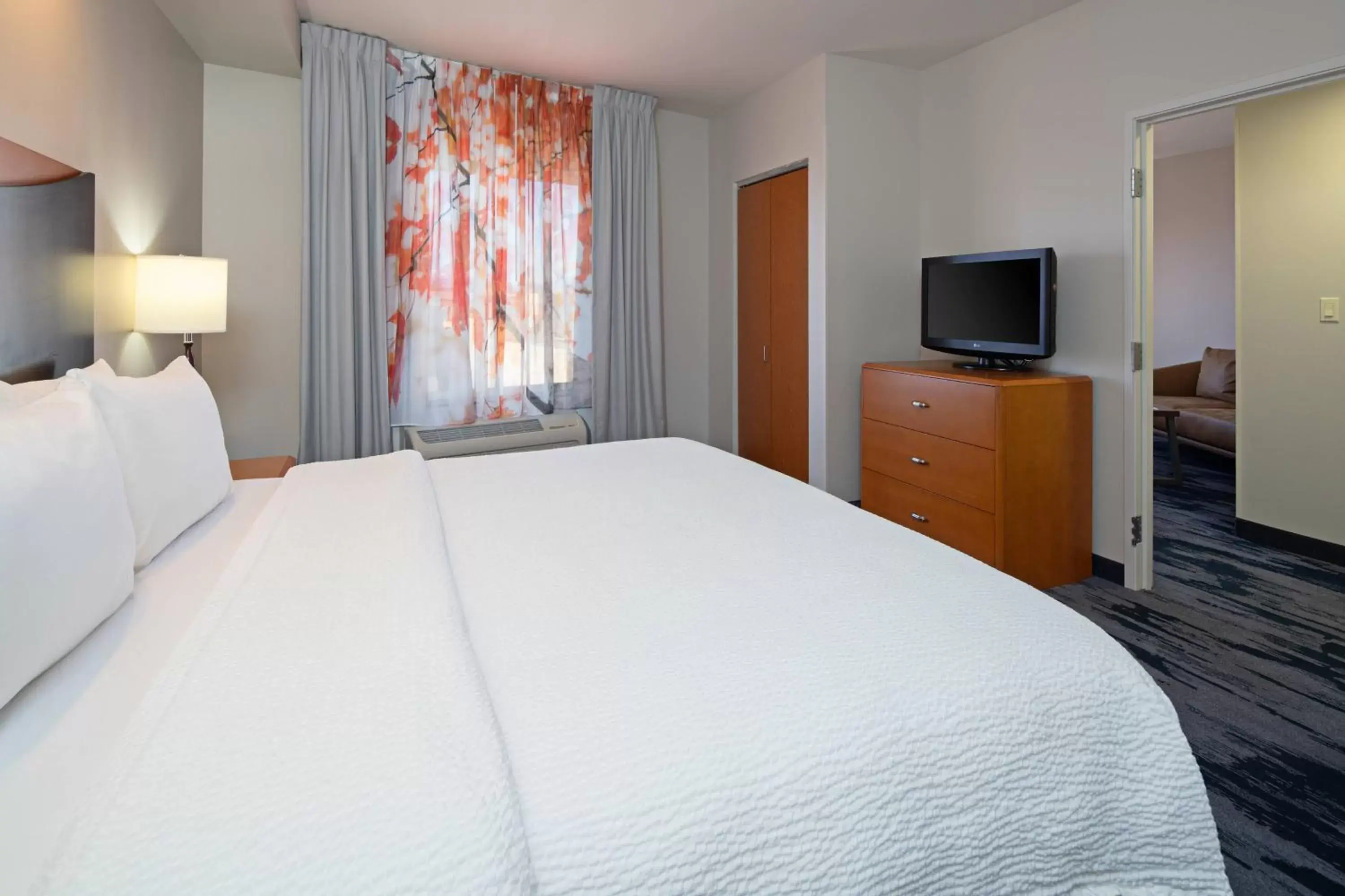 Bedroom, Bed in Fairfield Inn & Suites Seattle Bremerton