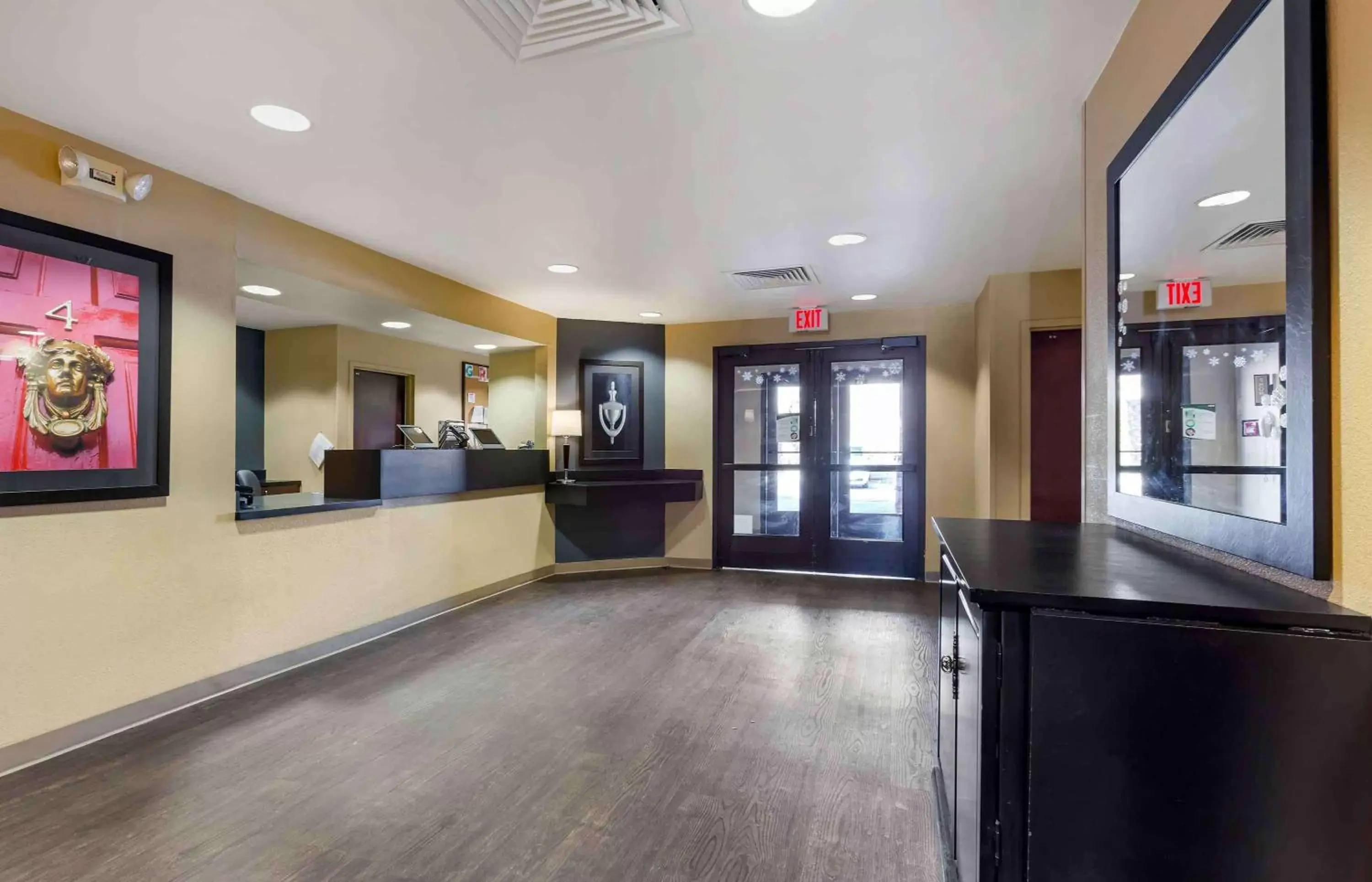 Breakfast, Lobby/Reception in Extended Stay America Suites - Albuquerque - Rio Rancho
