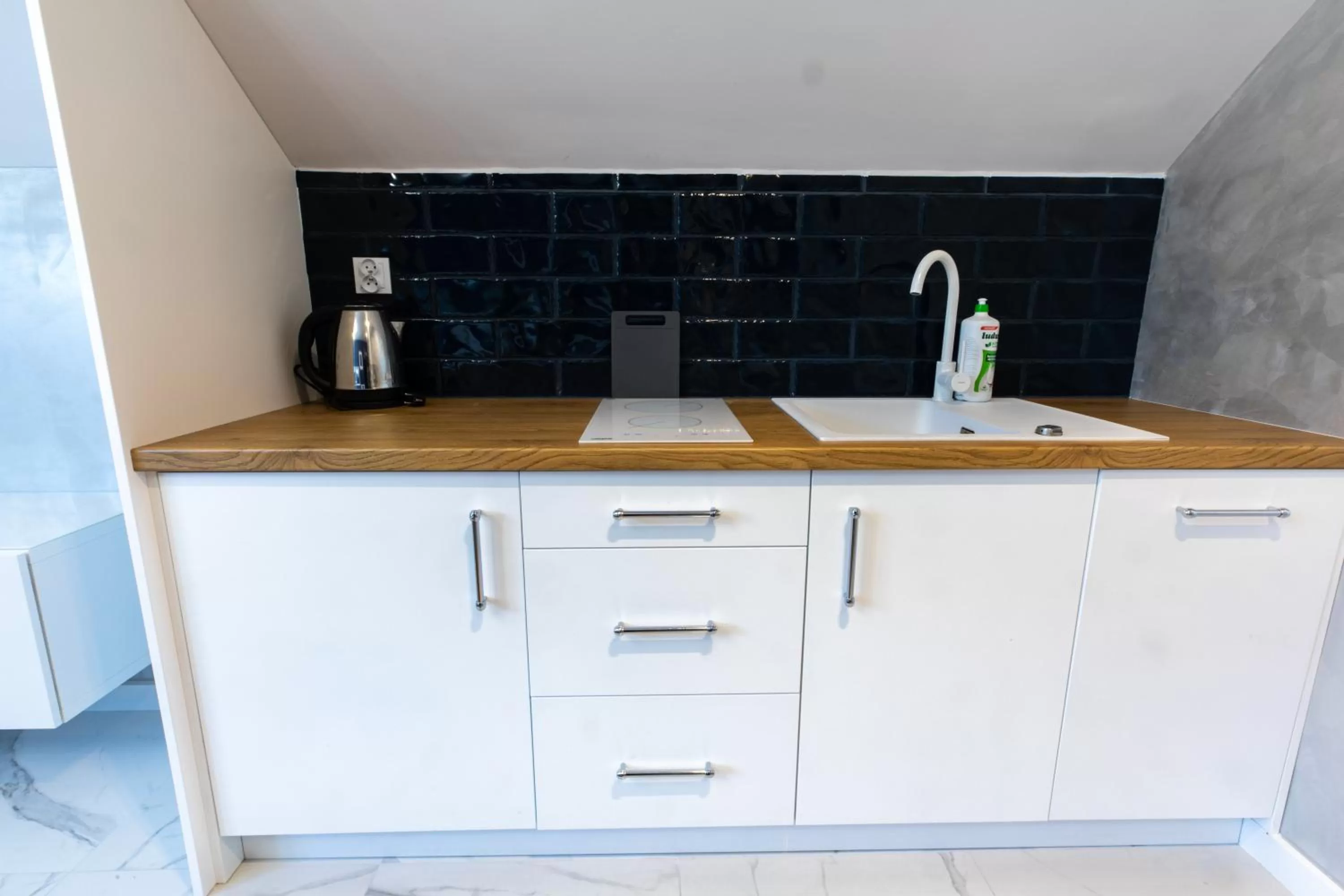 Kitchen or kitchenette in Stylowe Apartamenty Plewiska