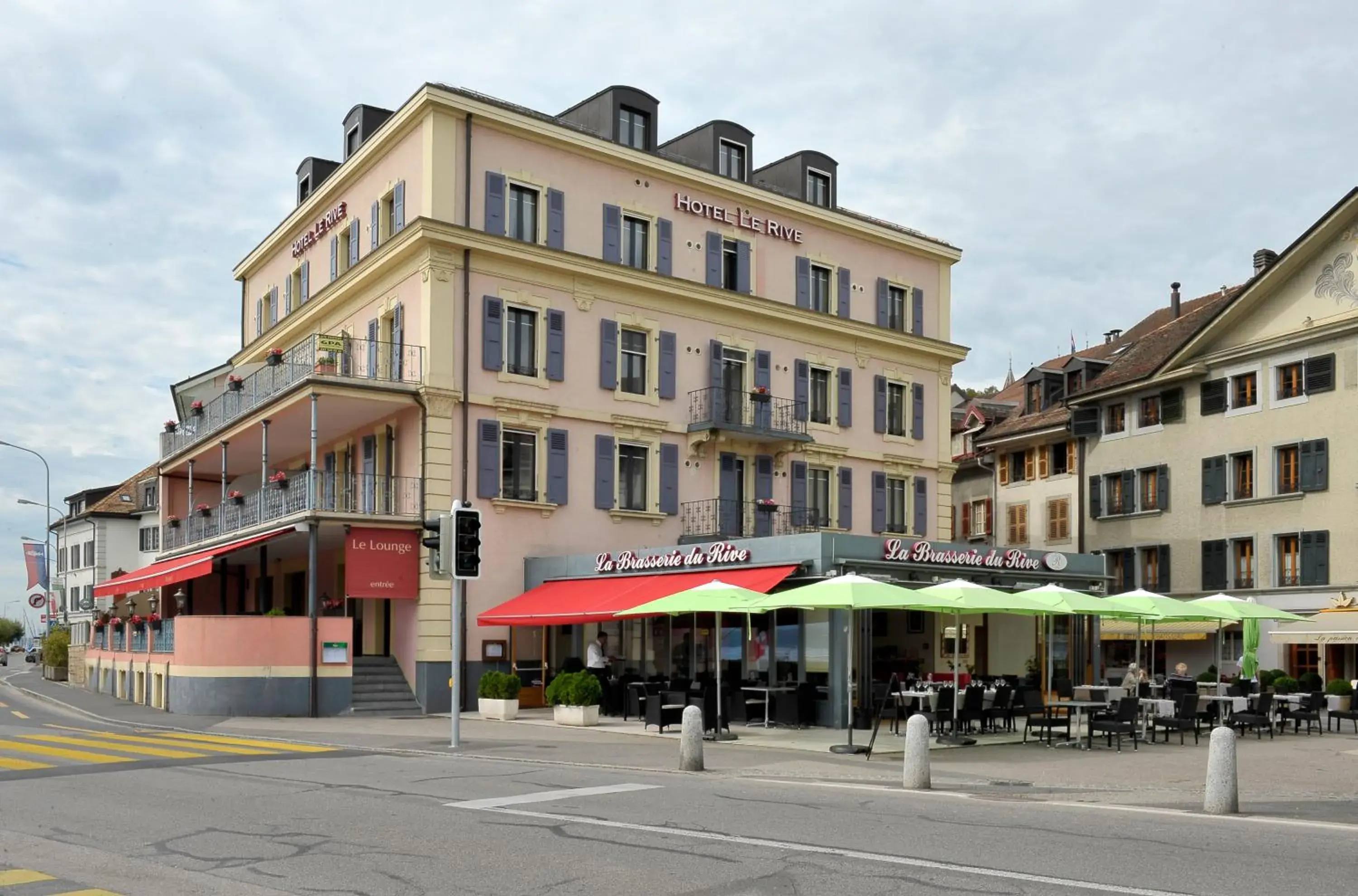 Facade/entrance, Property Building in Hotel Le Rive