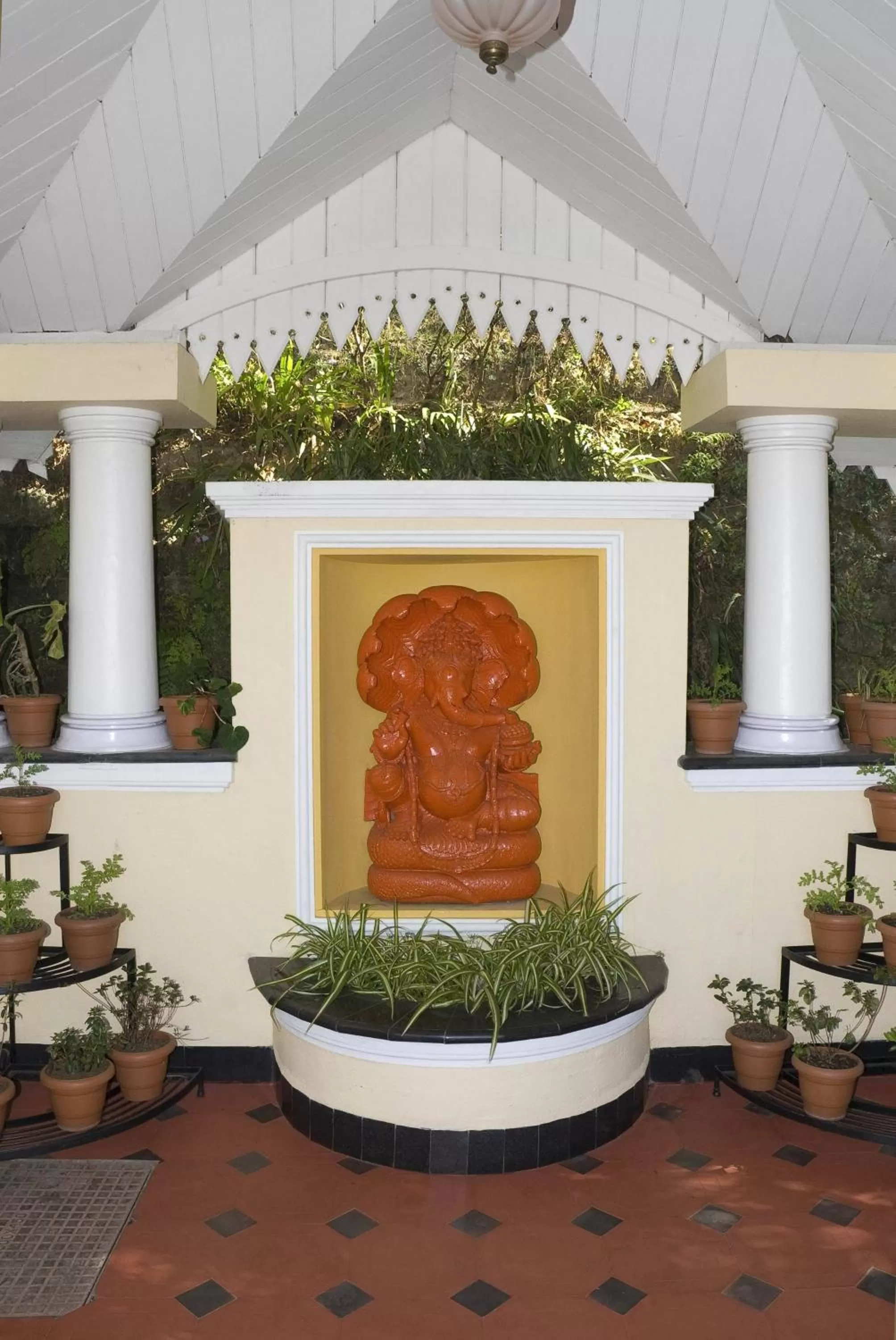 Decorative detail in Mayfair Darjeeling