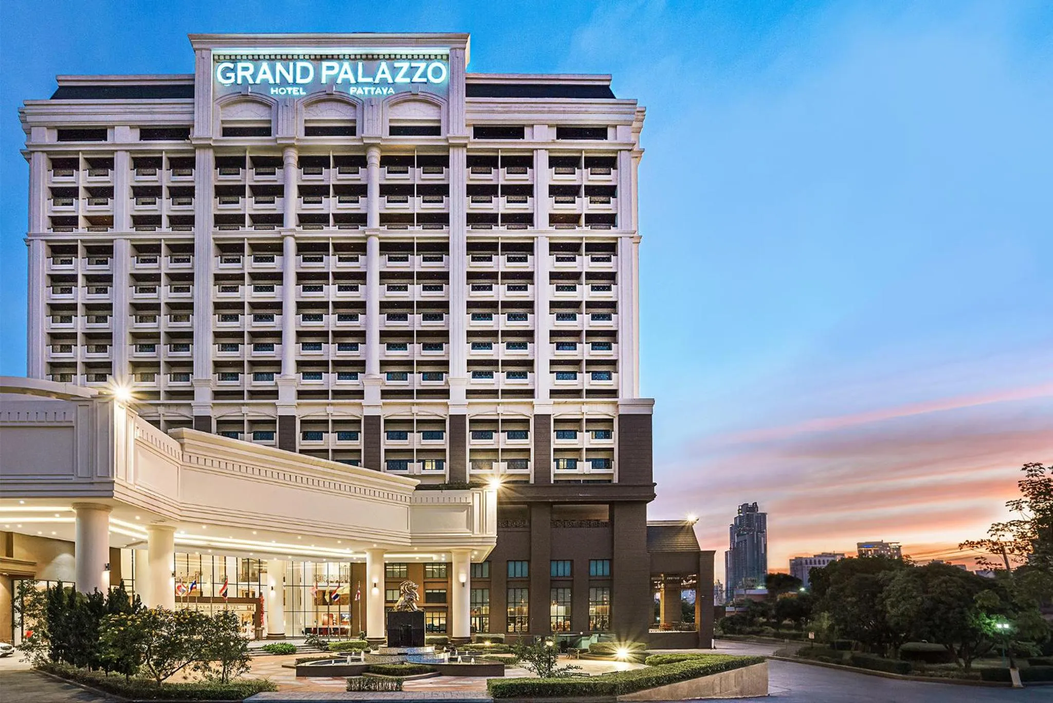 Property building in Grand Palazzo Hotel - SHA Extra Plus