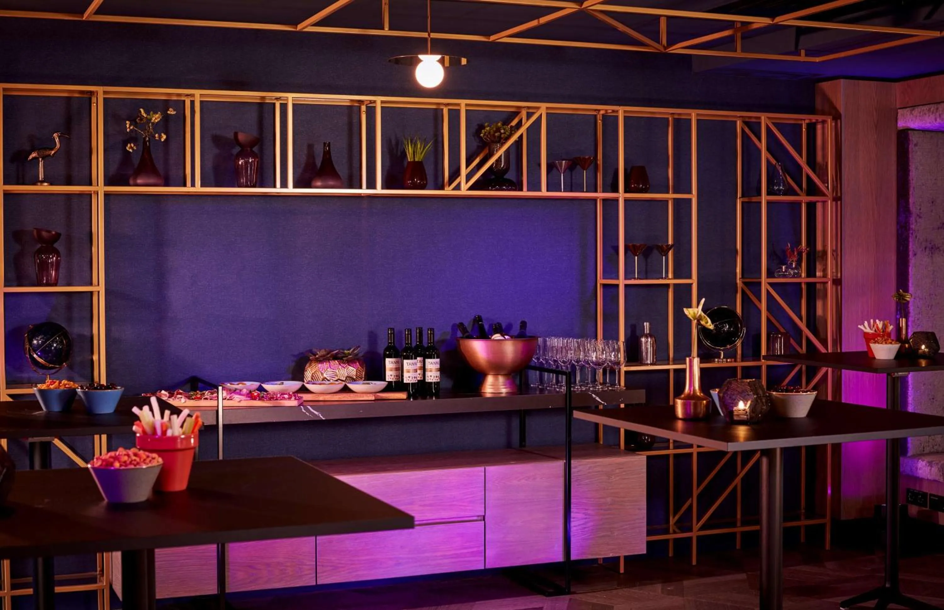 Restaurant/places to eat in Park Plaza Utrecht