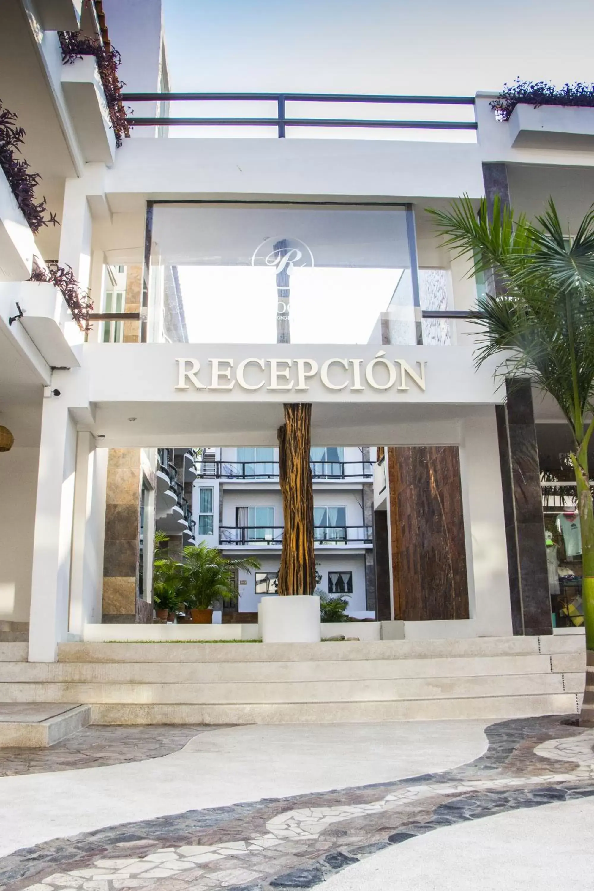 Lobby or reception in Hotel Rockaway