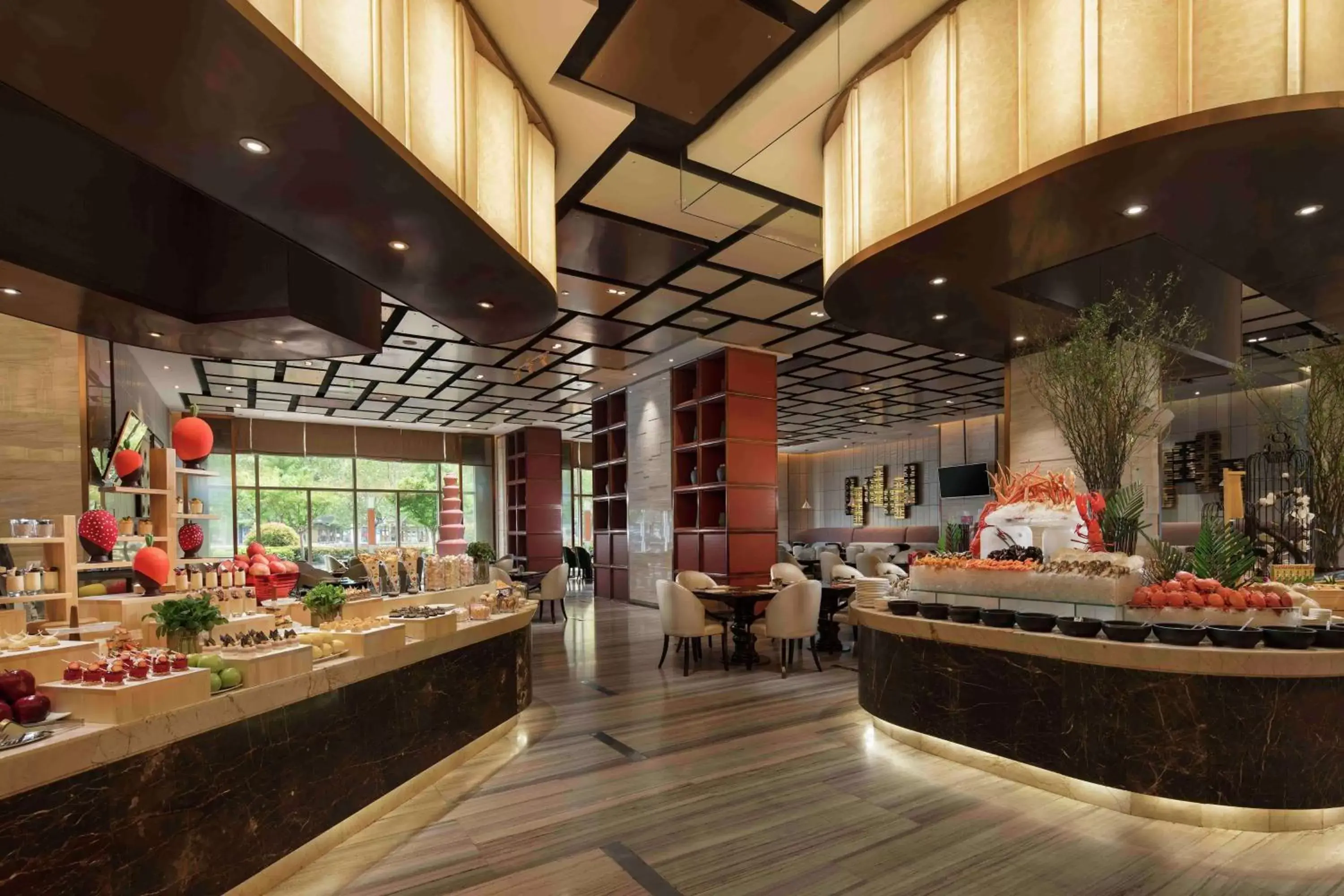 Restaurant/places to eat in Hilton Zhengzhou