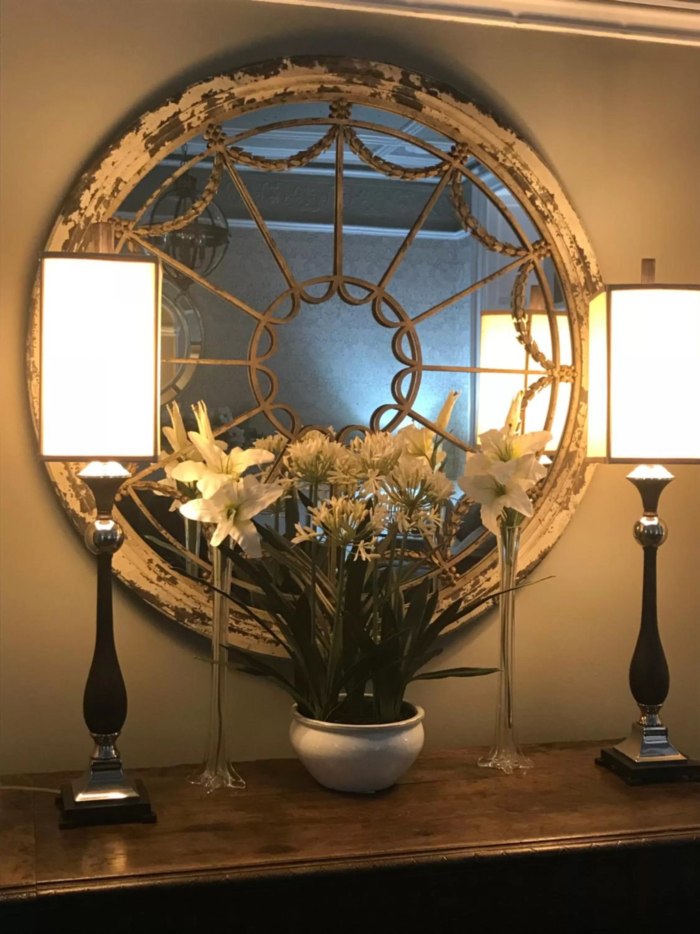 Lounge or bar in Lyzzick Hall Hotel