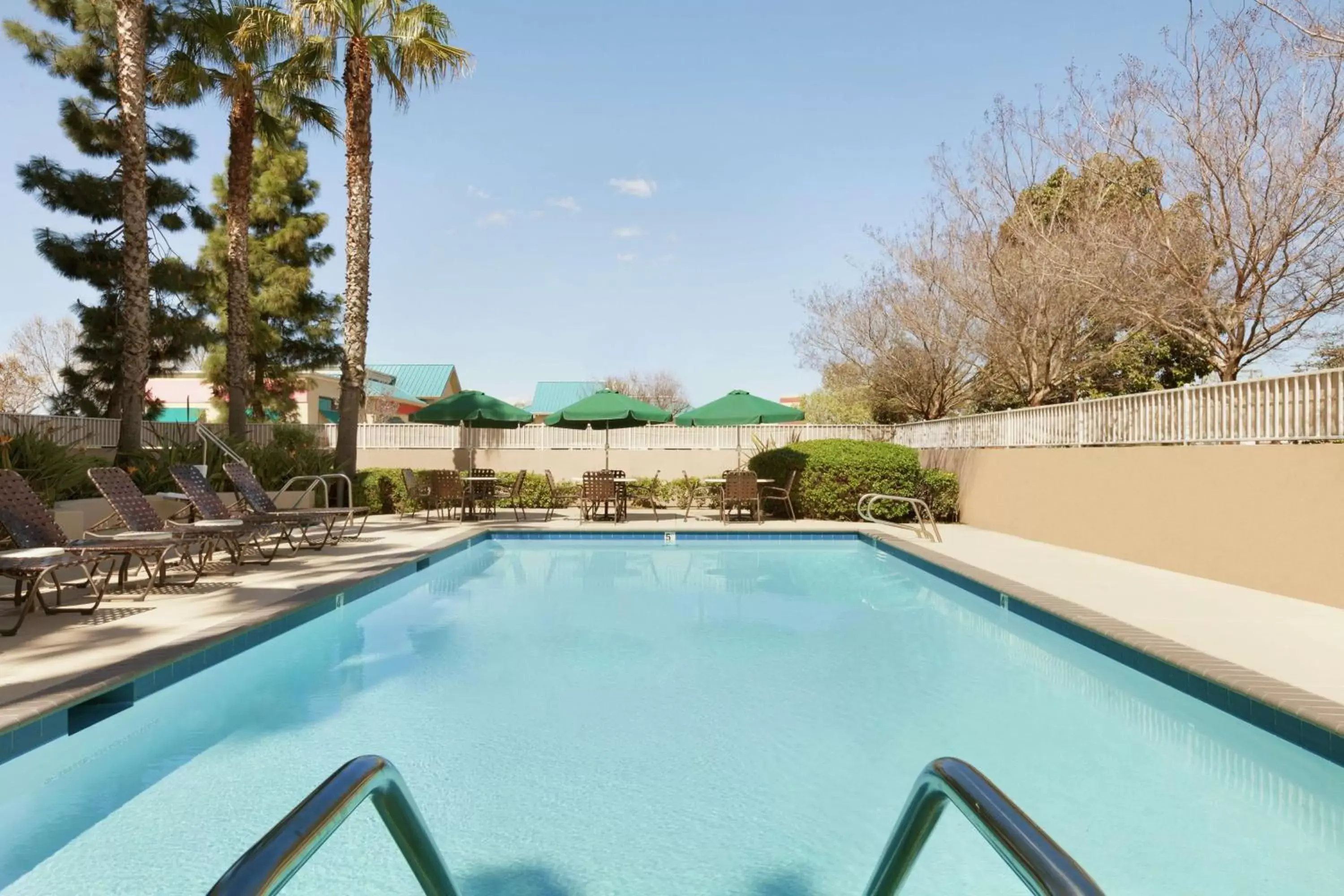 Pool view in Hilton Garden Inn Gilroy Pool view in Hilton Garden Inn Gilroy