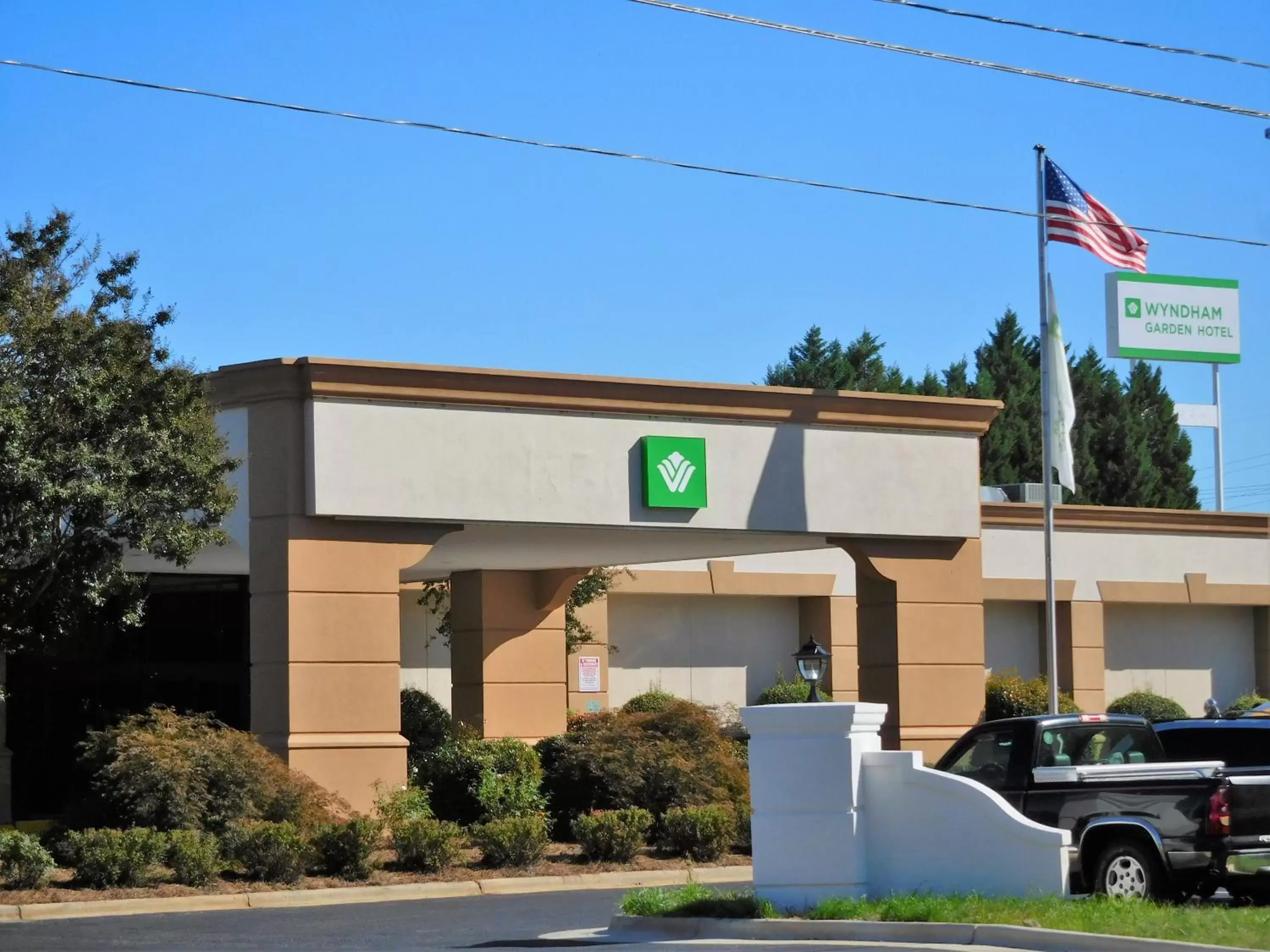 Property building, Facade/Entrance in Wyndham Garden Greensboro