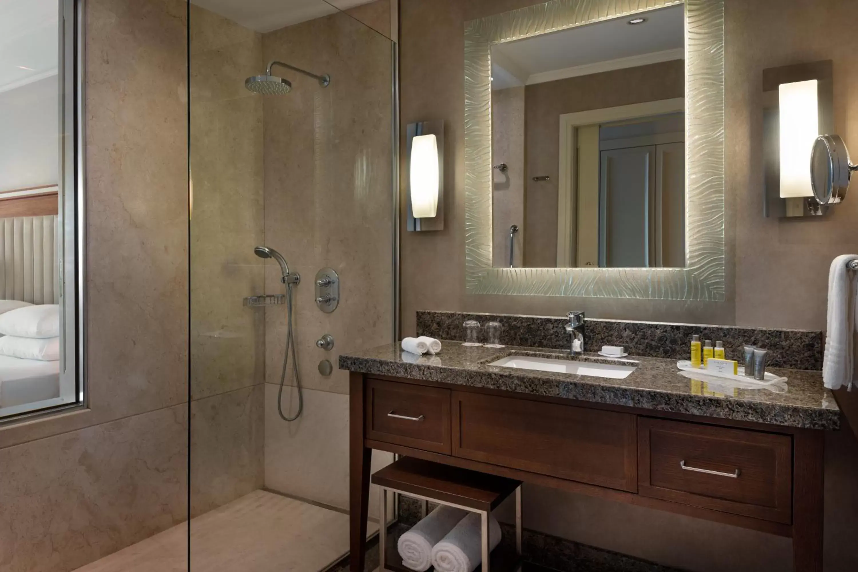 Bathroom in Istanbul Marriott Hotel Asia