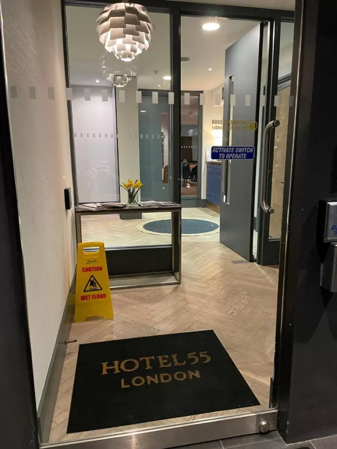 Facade/entrance in Hotel 55