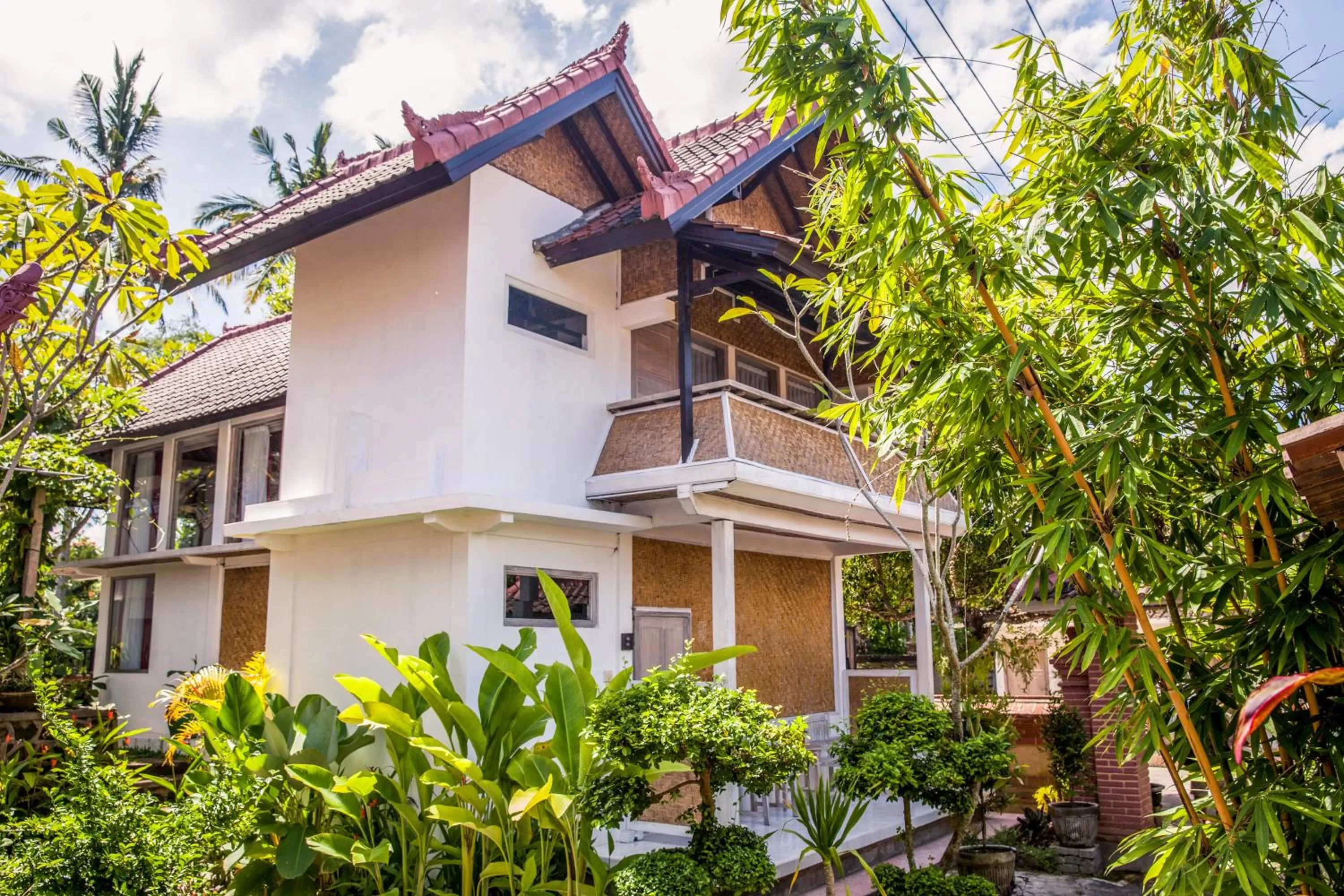 Family Peji Villa with Garden View in B Saya Villas