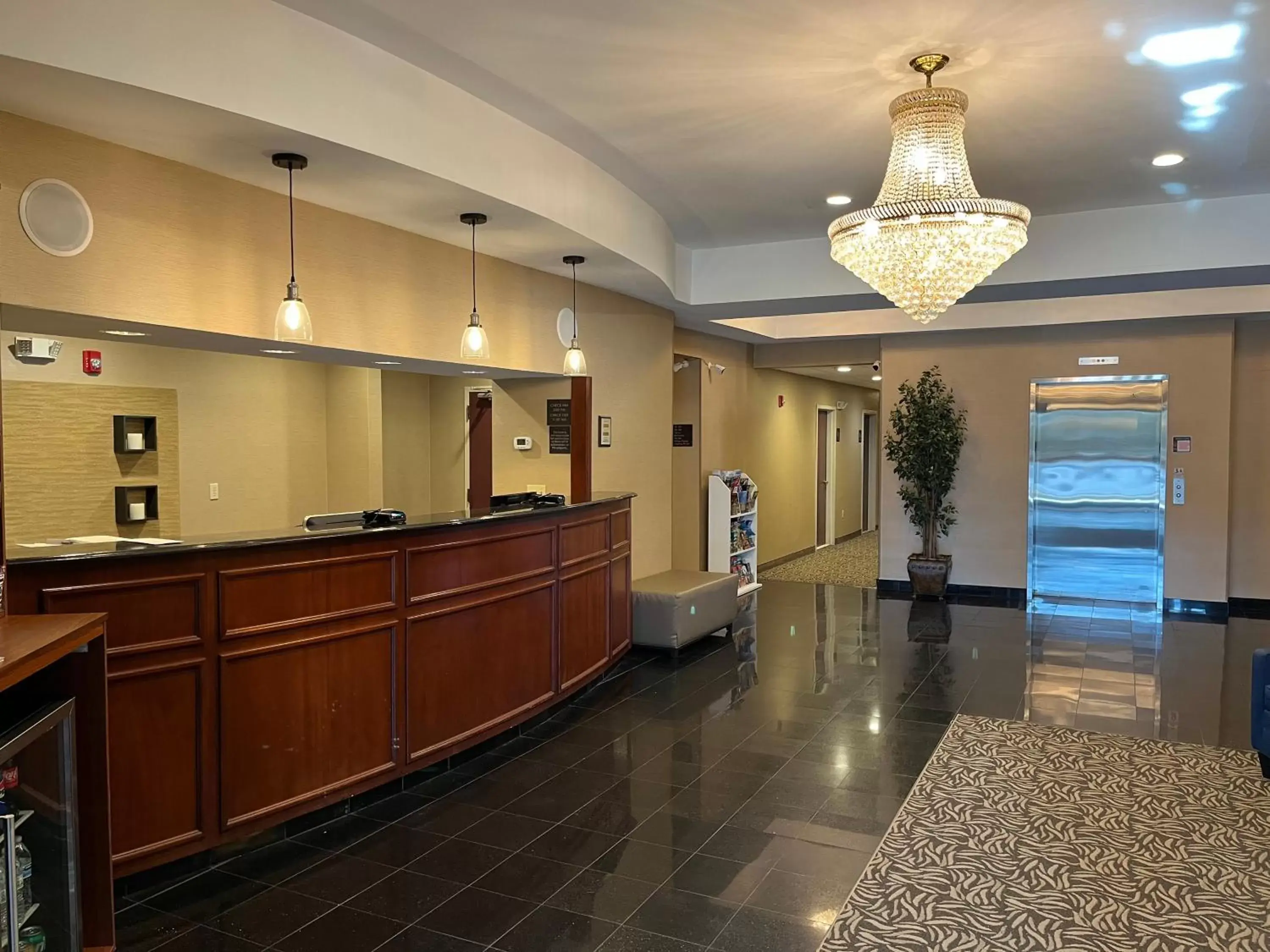 Lobby or reception, Lobby/Reception in Comfort Suites Mahwah - Paramus