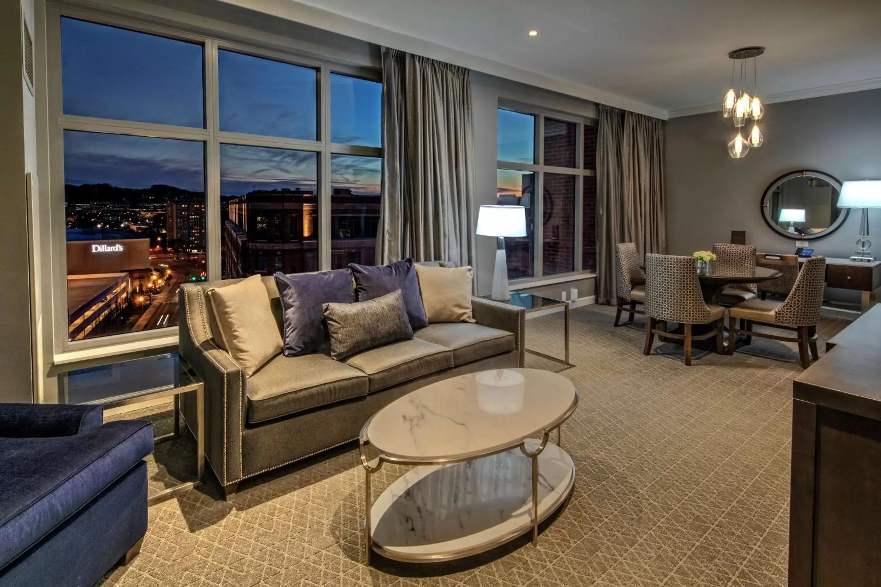 Living room, Seating Area in Hilton Nashville Green Hills