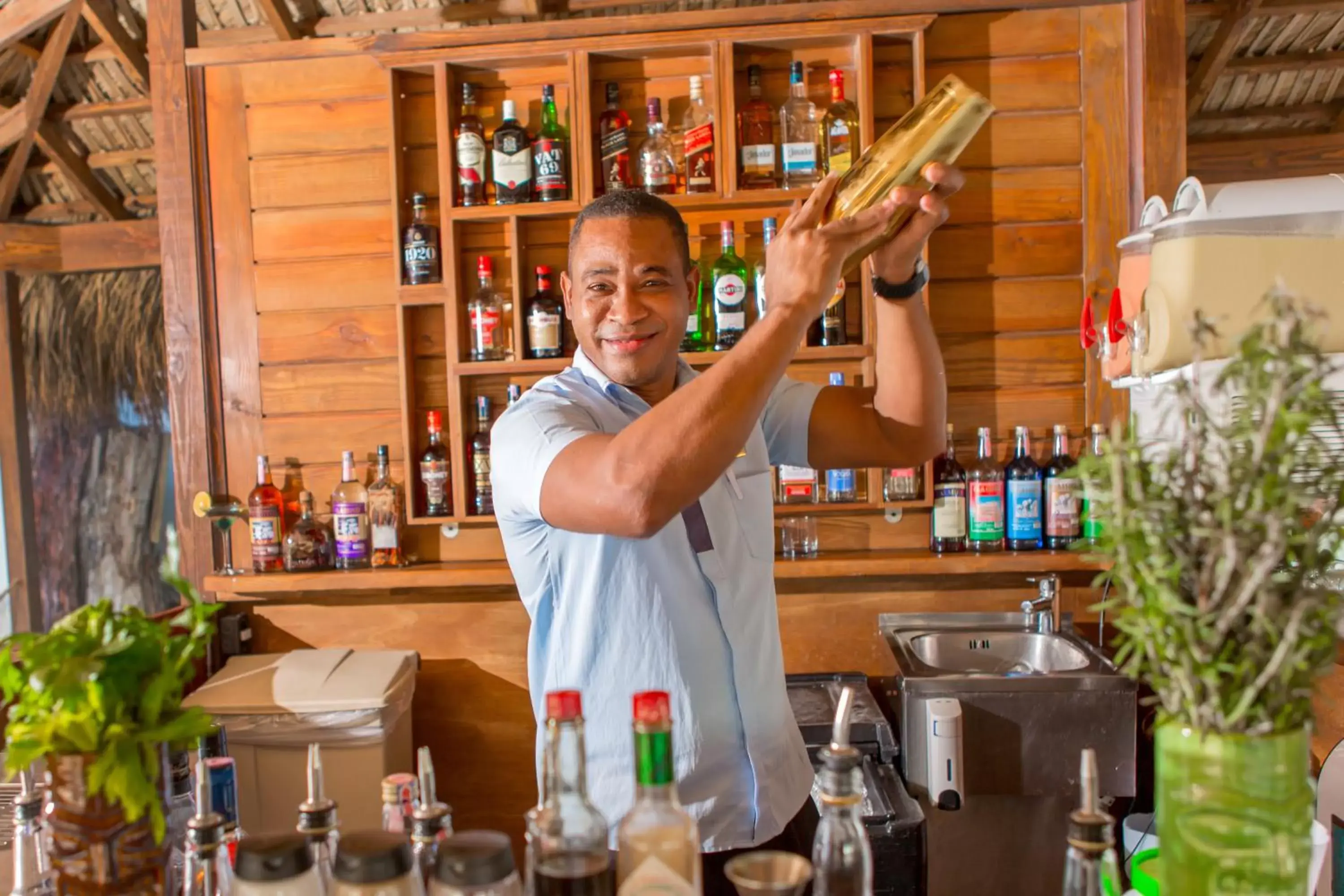 Lounge or bar in Impressive Premium Punta Cana - All Inclusive Lounge or bar in Impressive Premium Punta Cana - All Inclusive