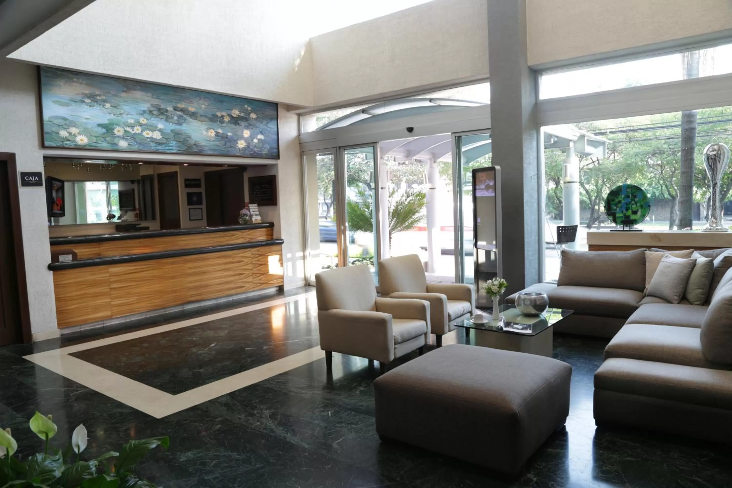 Lobby or reception in Mesón Ejecutivo Guadalajara Minerva - Av México