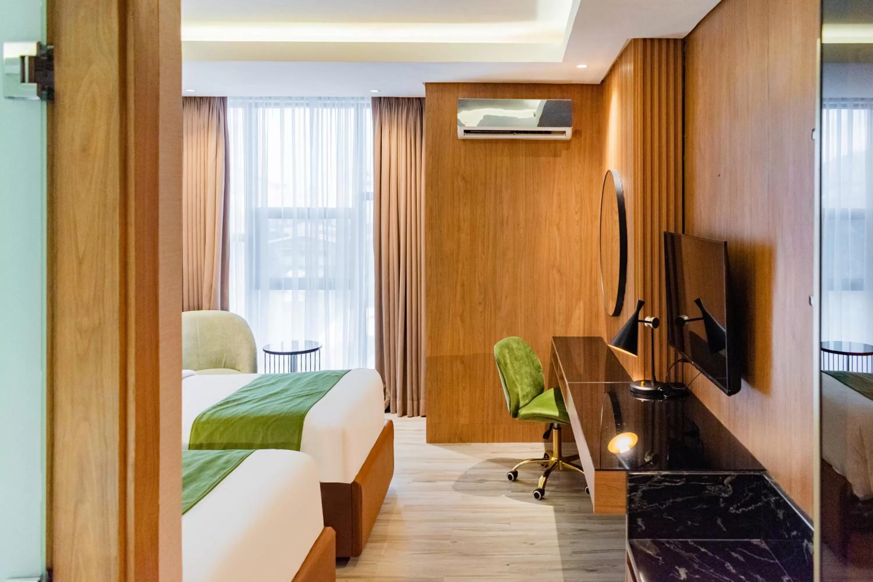 TV and multimedia in Ironwood Hotel