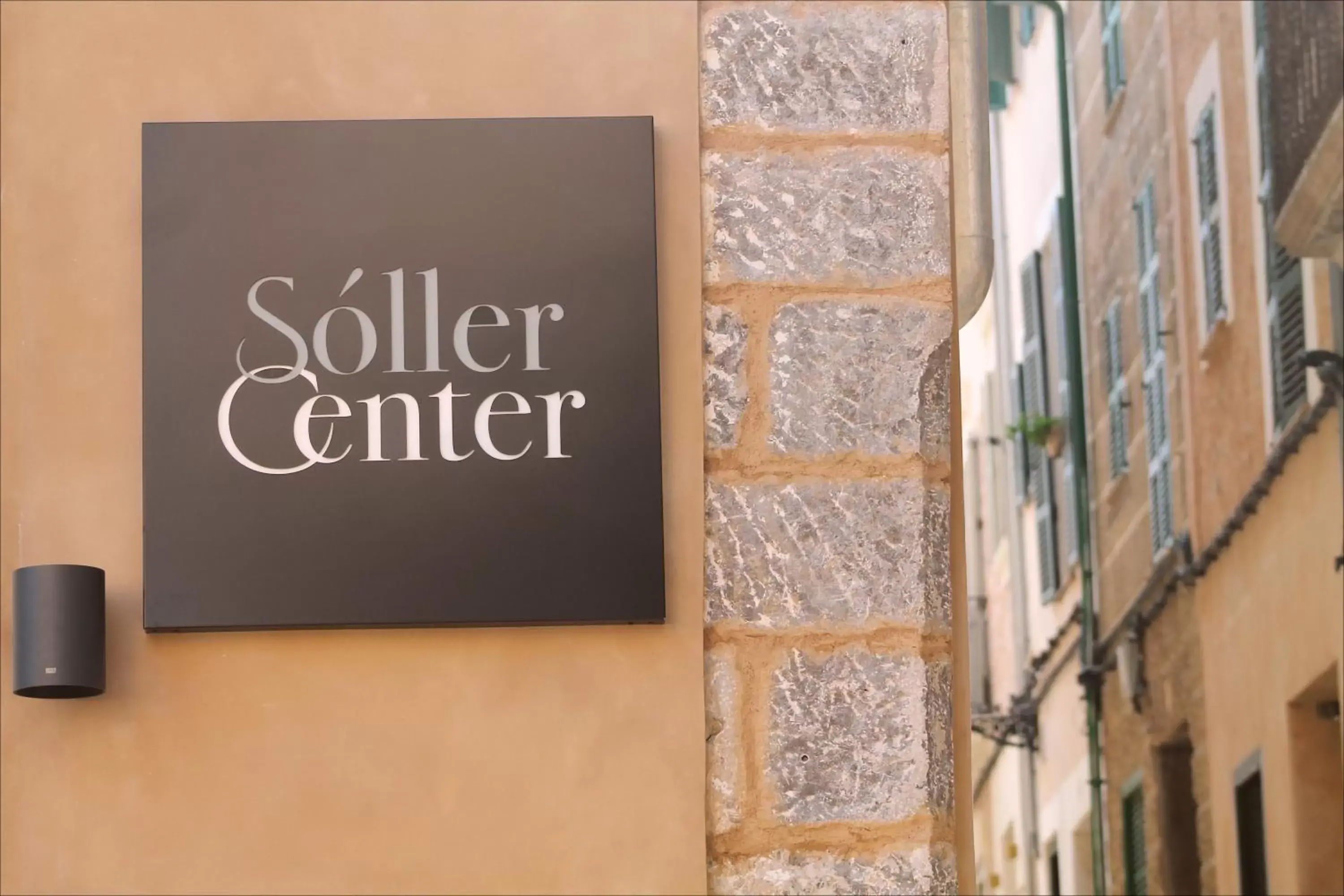 Property logo or sign in Sóller Center