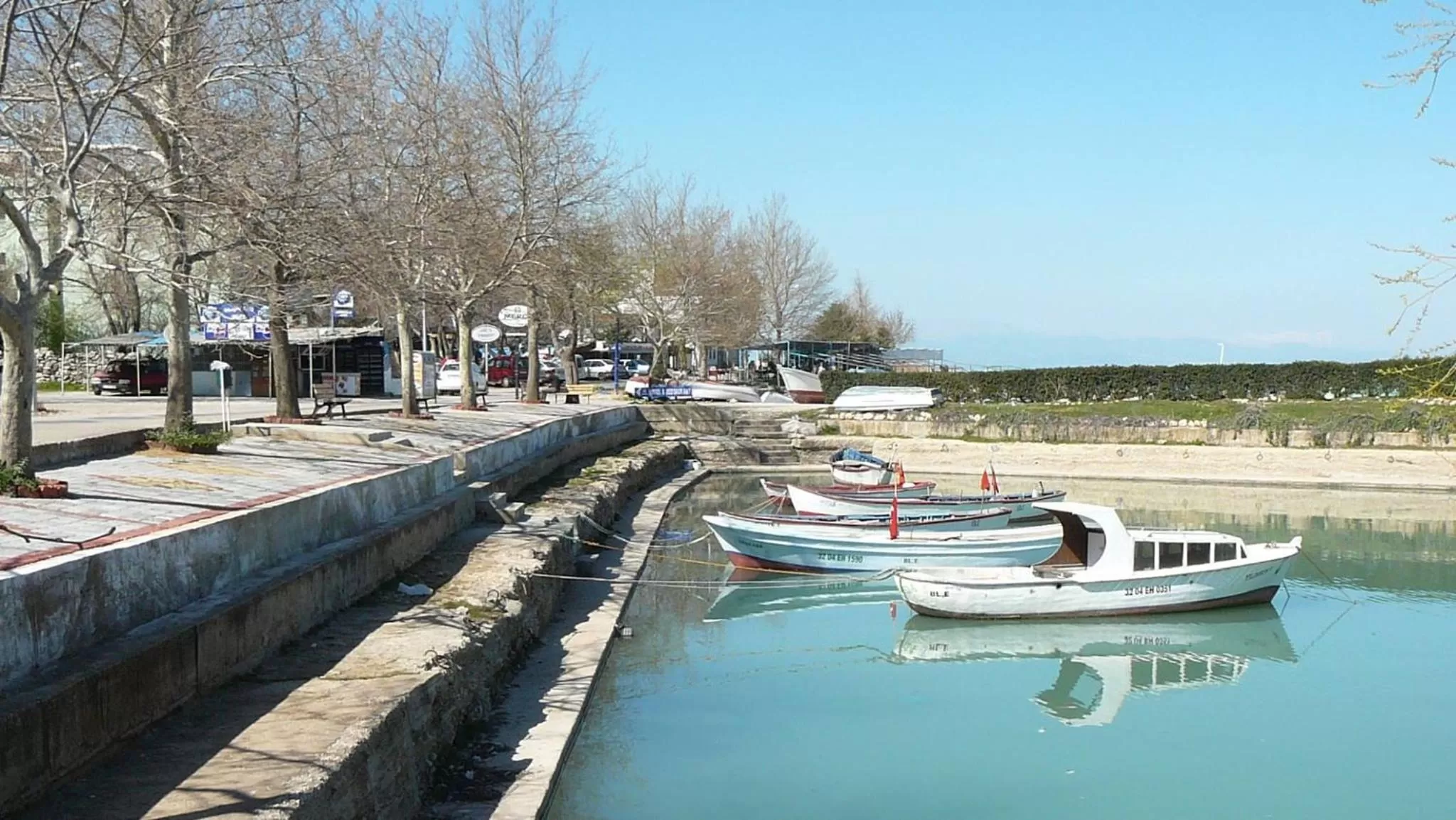 Ali's Pension ada alis