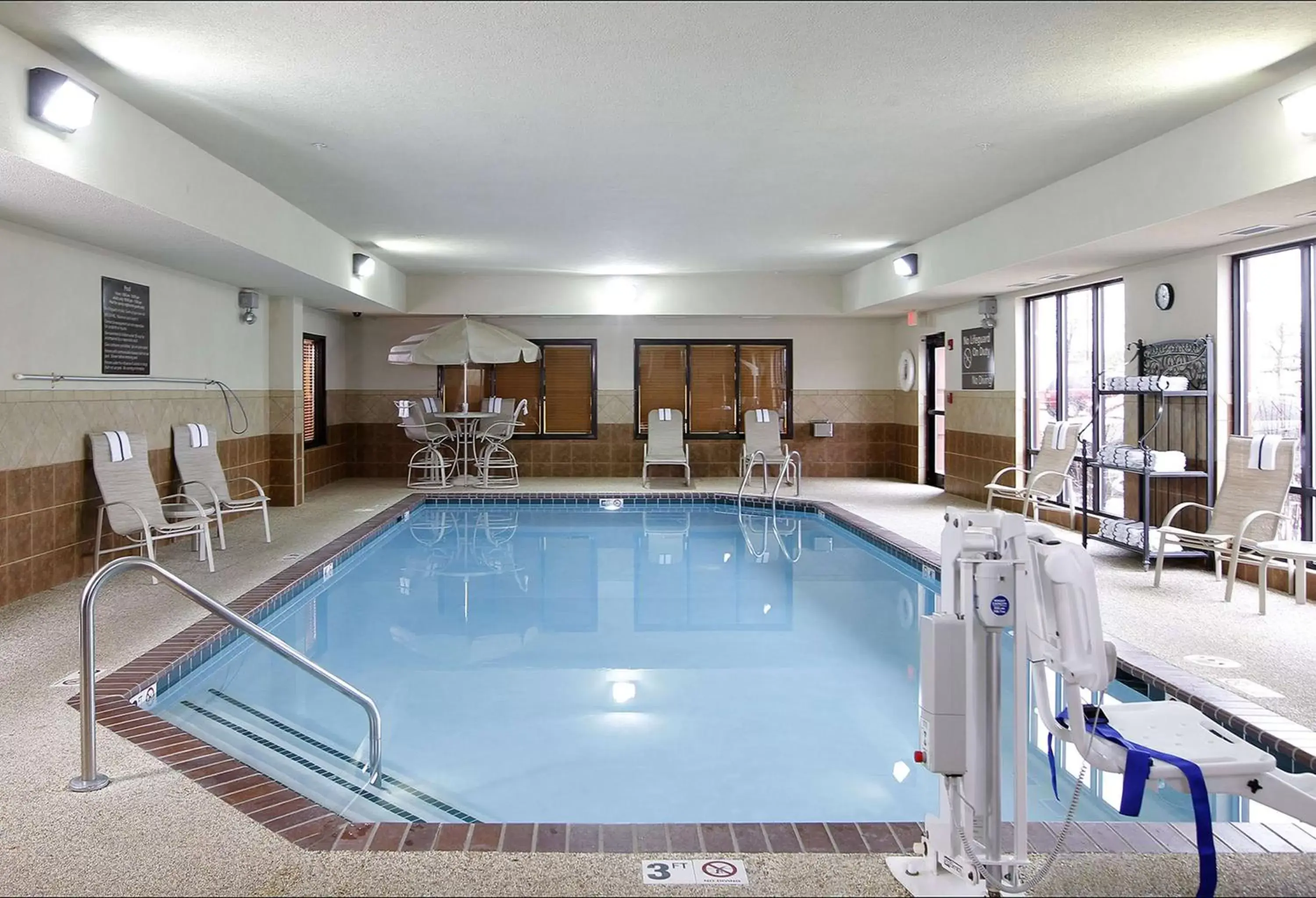 Pool view, Swimming Pool in Hampton Inn Waterloo