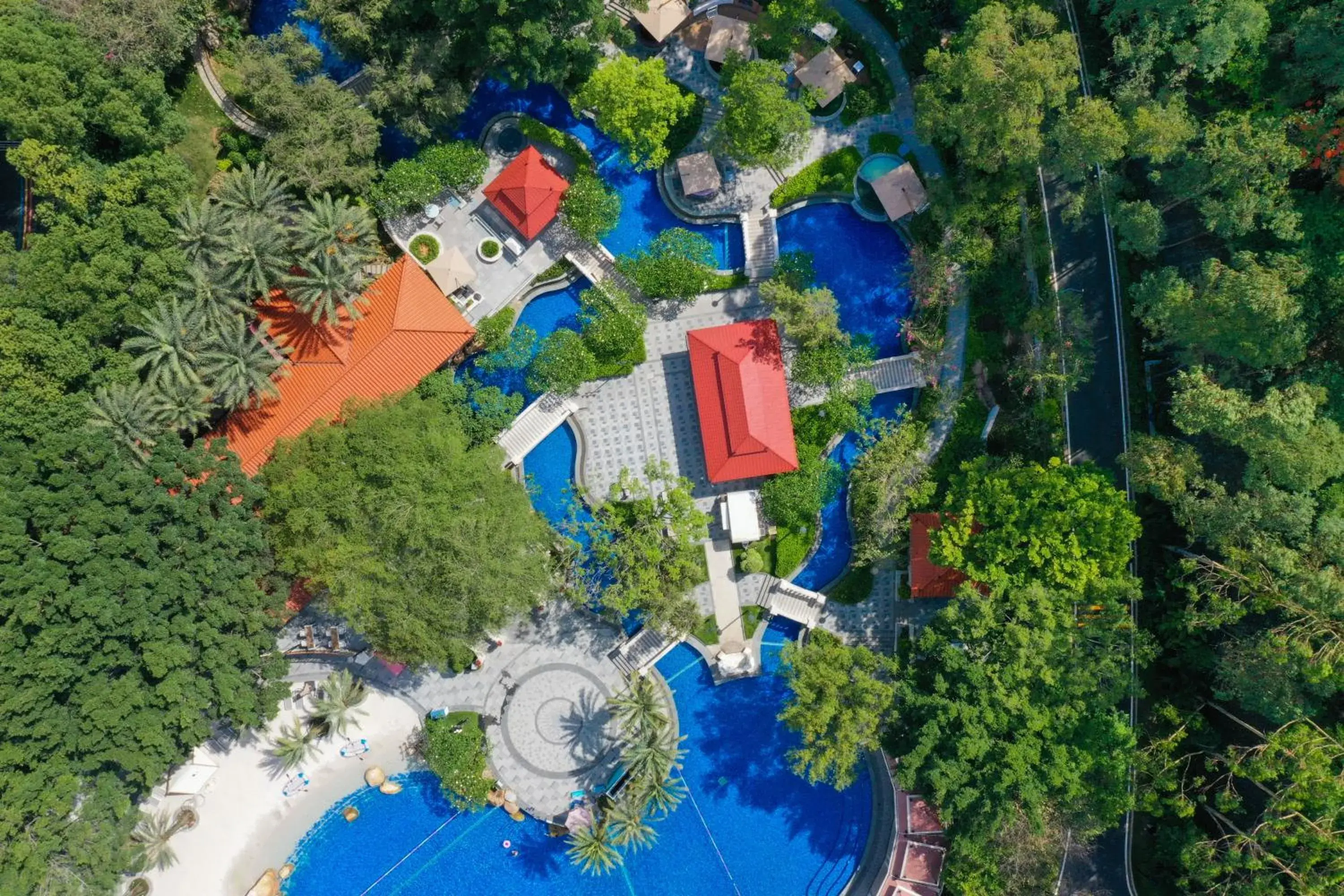 Swimming pool, Bird's-eye View in Goodview Hotel Sangem Tangxia