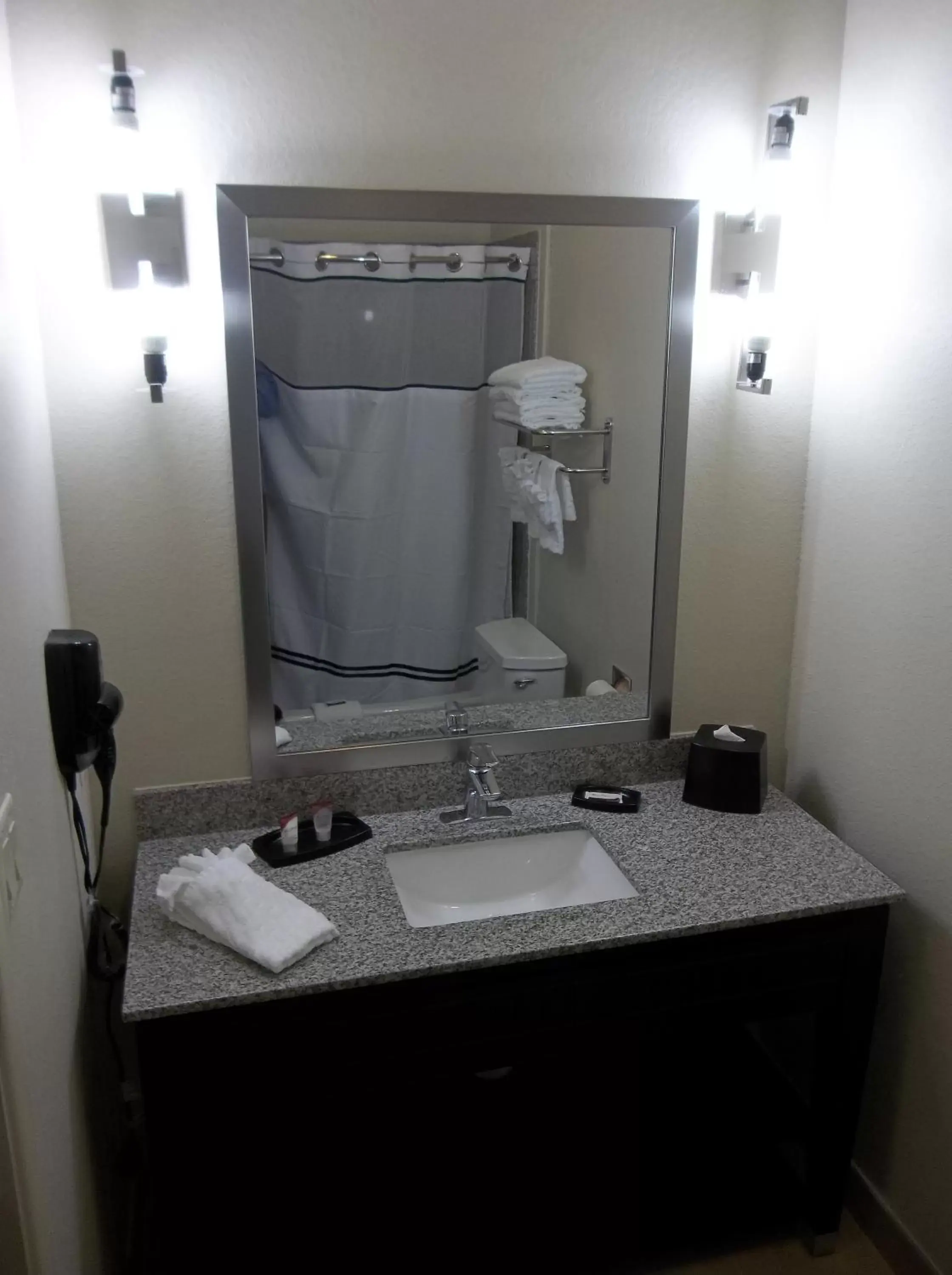 Bathroom in Quality Inn & Suites Victoria East