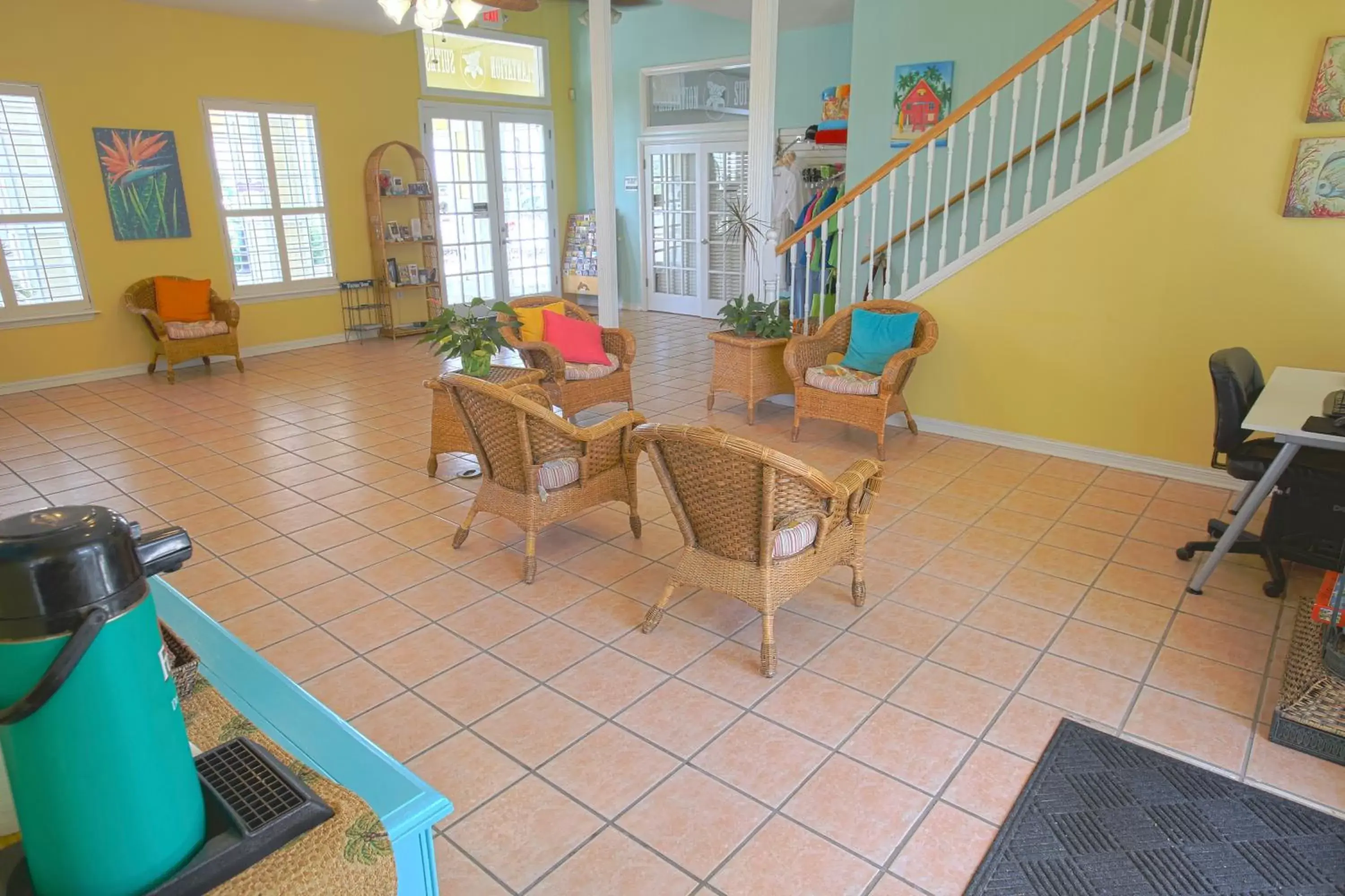 Lobby or reception in Plantation Suites and Conference Center