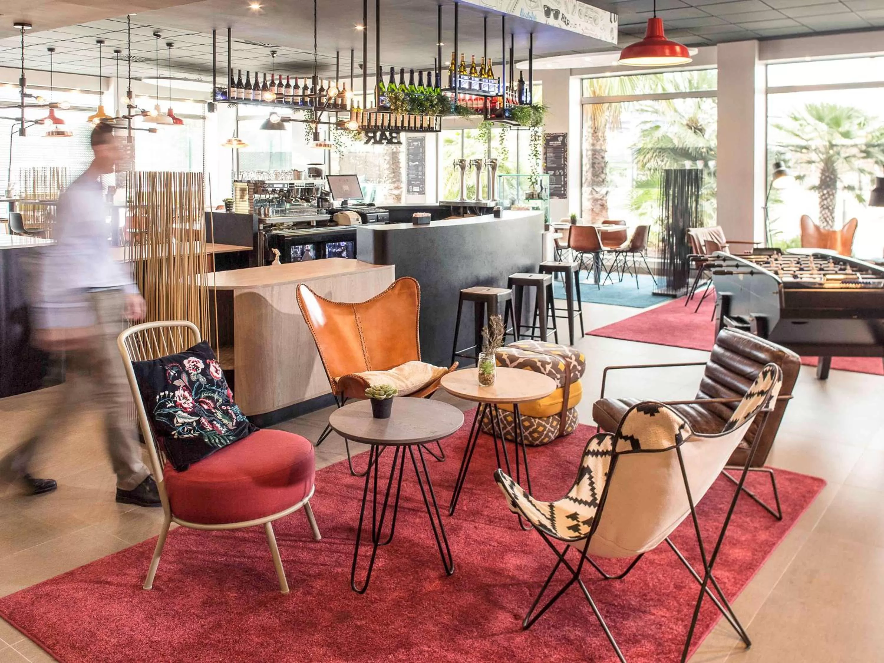 Lounge or bar in Ibis Valencia Bonaire Aeropuerto