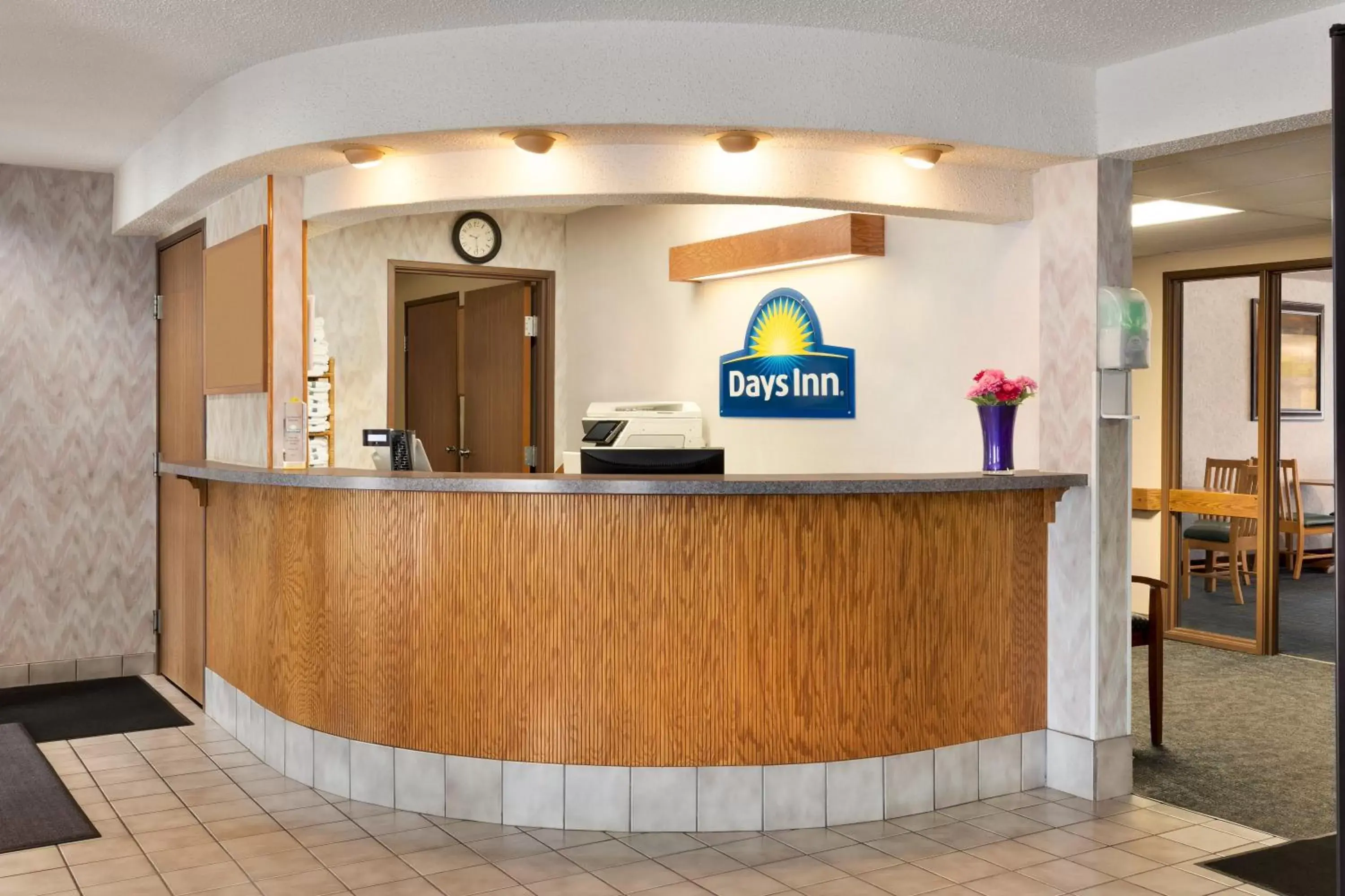 Lobby or reception, Lobby/Reception in Days Inn by Wyndham Hurley