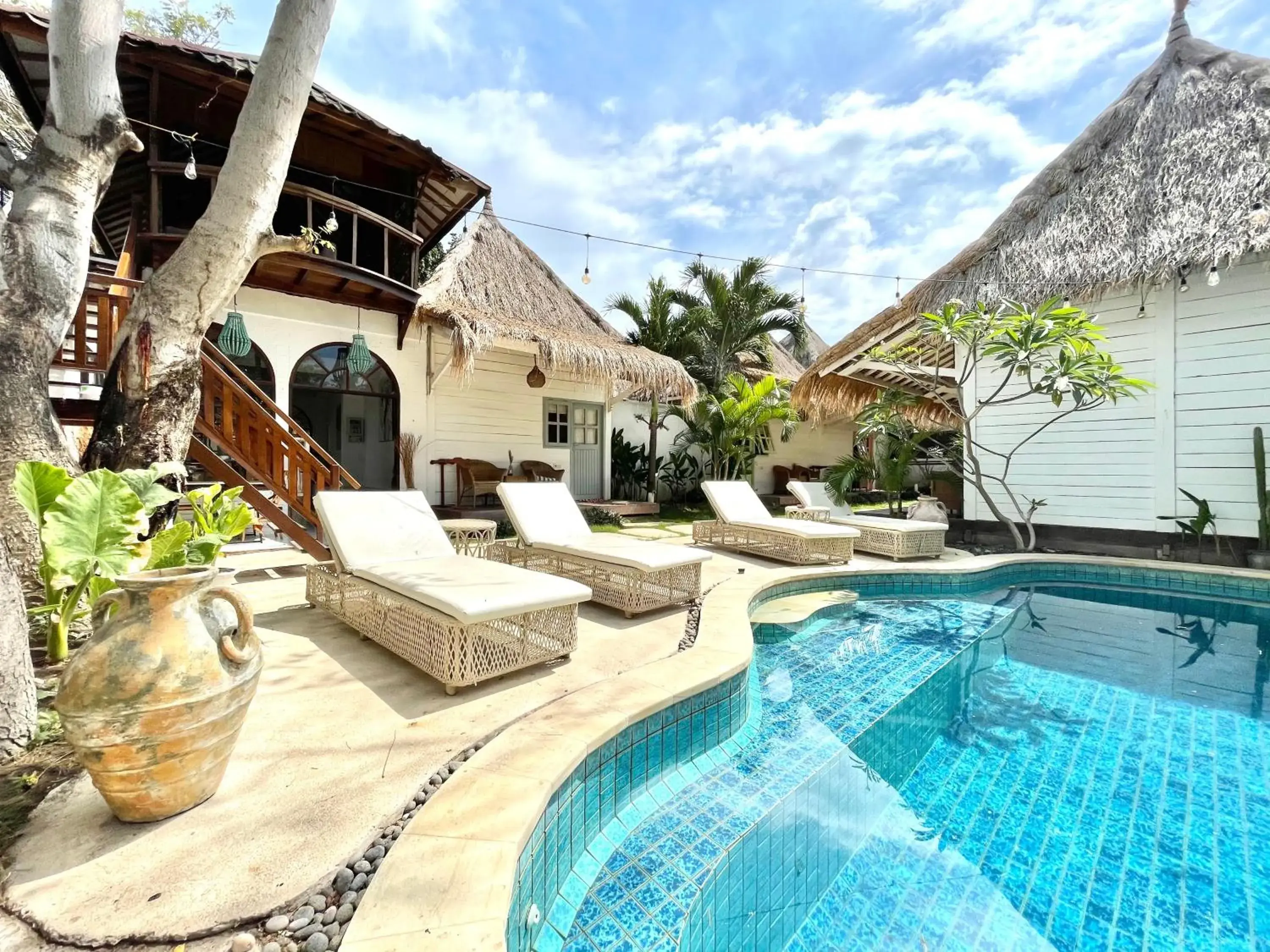Property building, Swimming Pool in Gili Breeze Tropical Bungalows