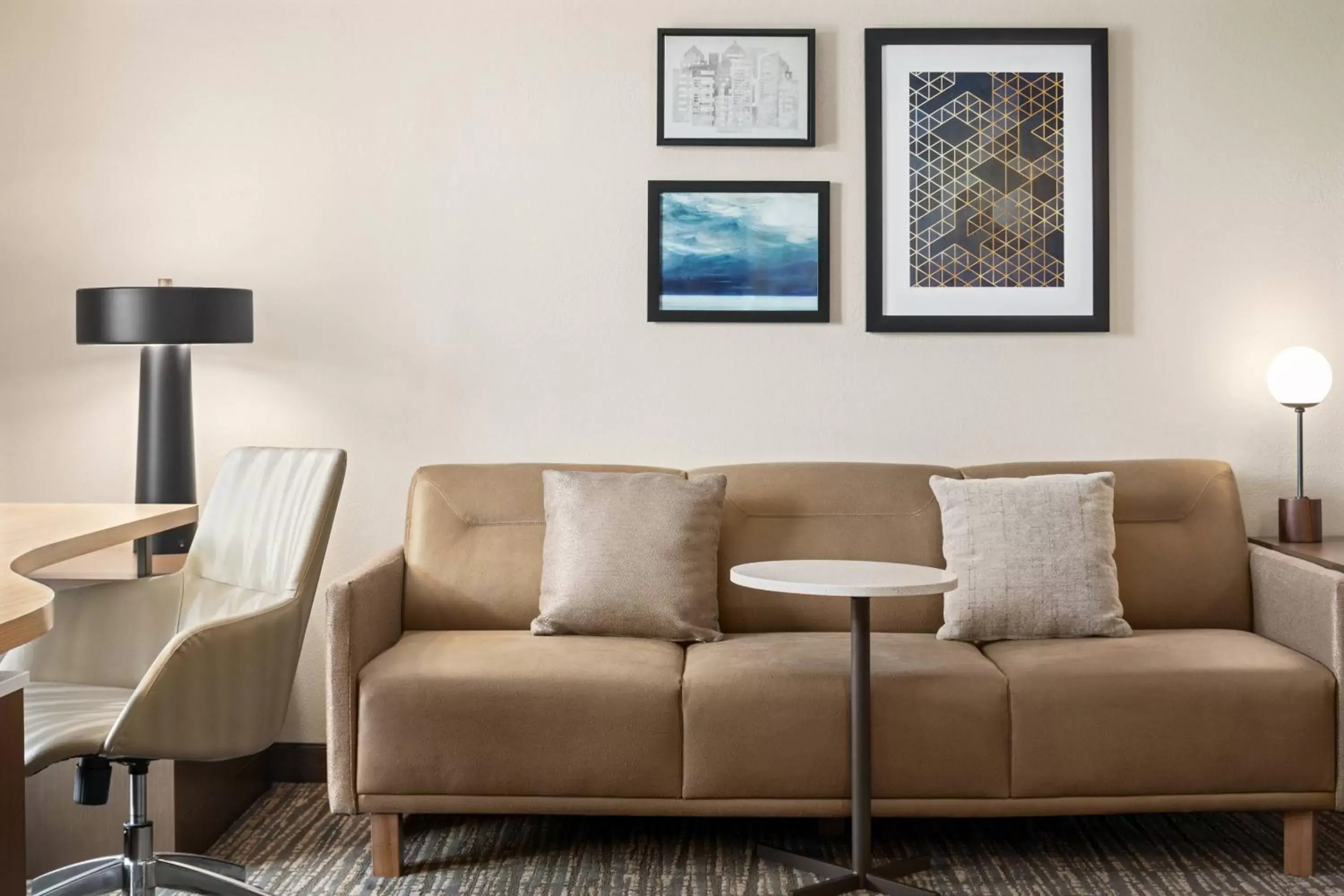 Living room, Seating Area in Residence Inn Houston Northwest / Willowbrook